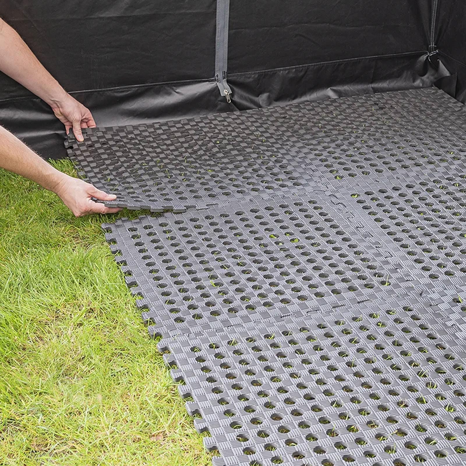 Vorzeltboden 8er Set Vorzelt Bodenplatten aus Eva 60x60cm Puzzlematte 2,8m² Markisen Zeltboden Schwarz Sport & Freizeit