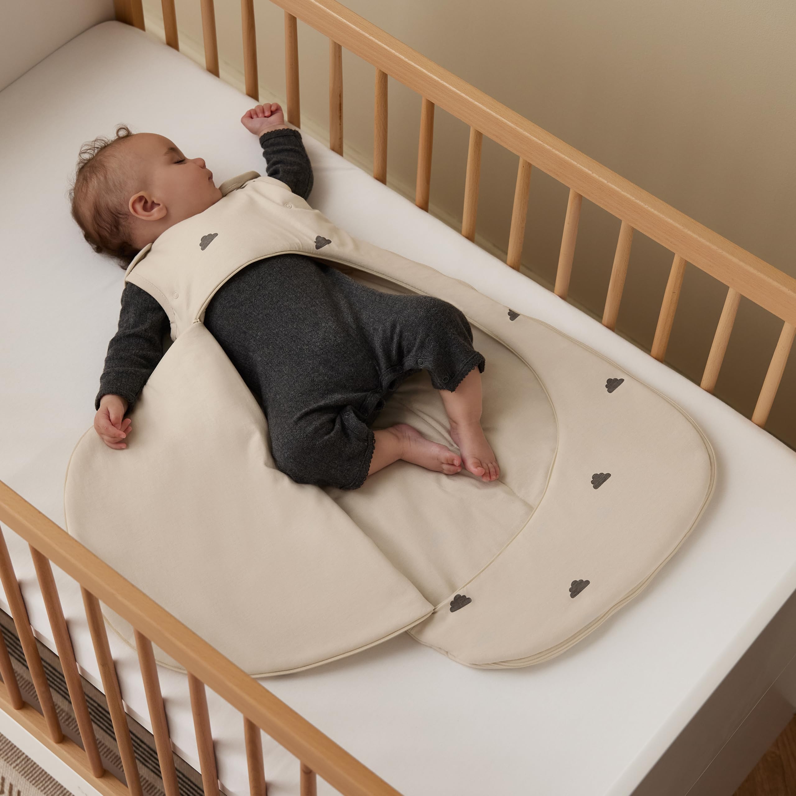 Snuz Baby Sleeping Bag with Nappy Zip, for Easy Nappy Changes Super Soft Cotton Sleeping Bags with Easy Fit Poppers - Image 3