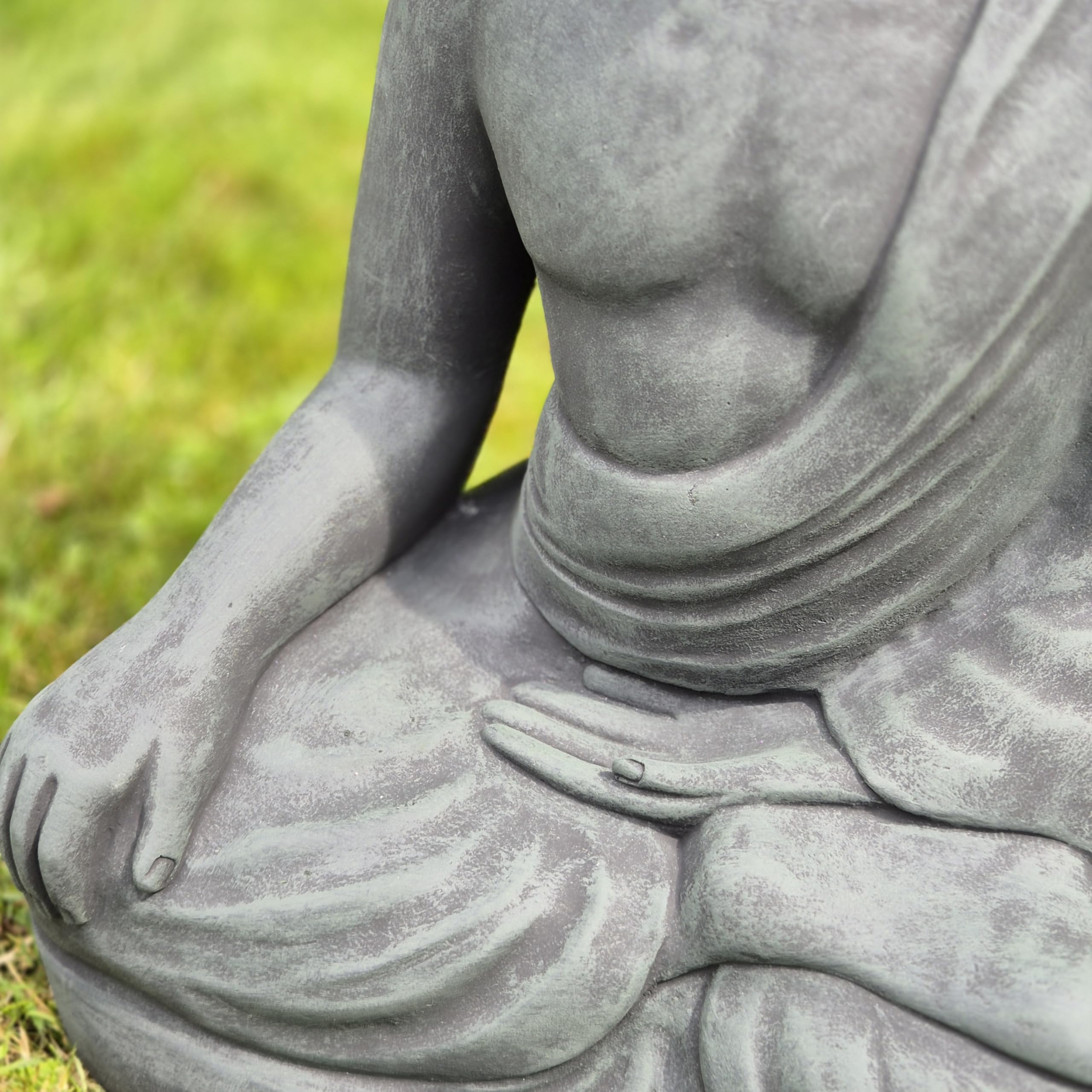 FABRIQ Statue de Bouddha - 50 cm - Noir/vert - 26 kg - Hauteur : 50 cm - En pierre massive résistante aux intempéries et au gel jusqu'à -30 °C - Décoration de jardin de qualité supérieure