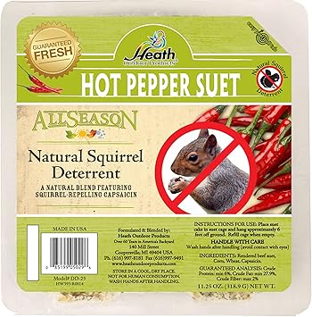 Heath Outdoor Products DD-25 Hot Pepper Suet Cake, Natural Blend Squirrel Repelling Capsaicin and All-Season Colorful Songbirds Attractant, 11.25-Ounce, 12 Pack
