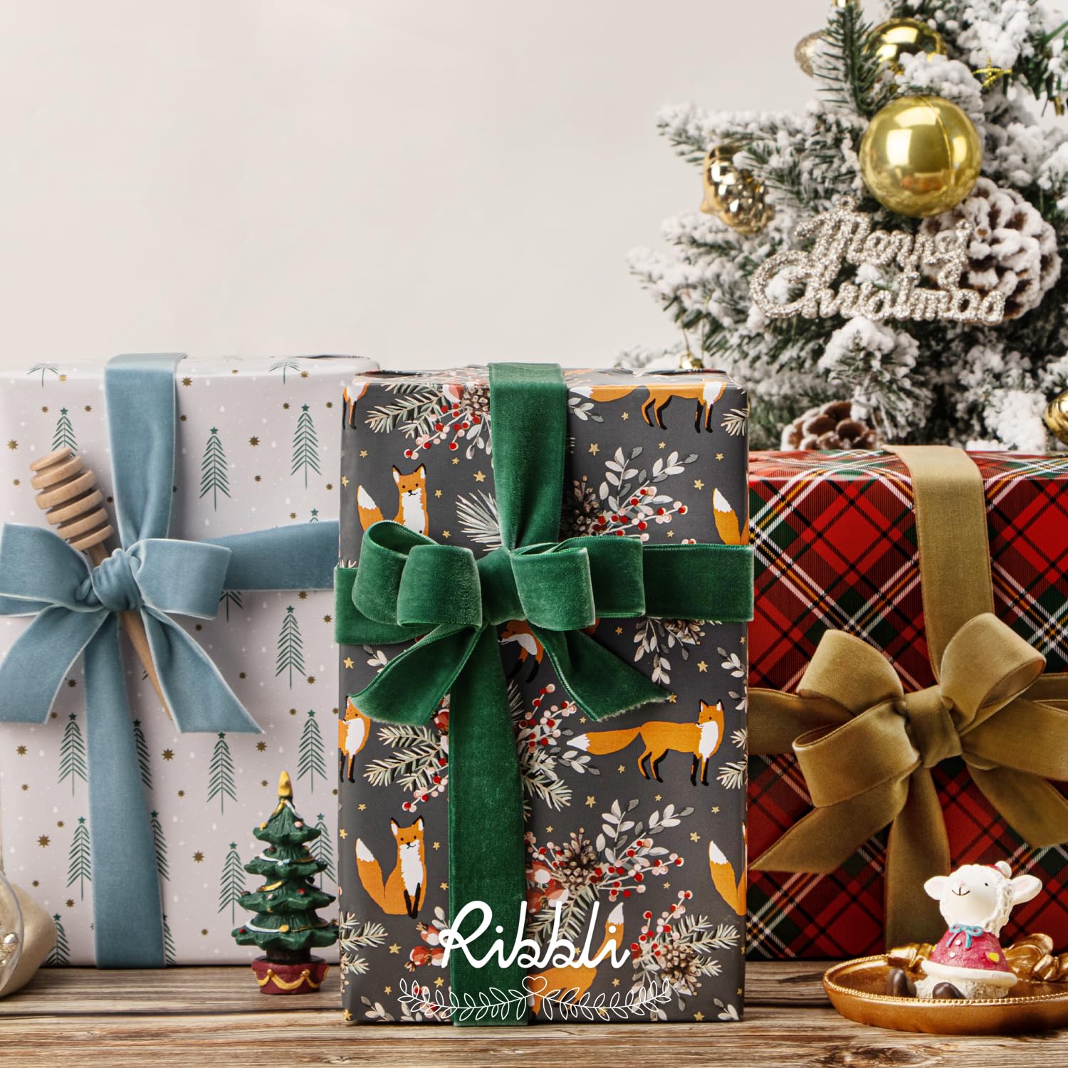 Fox Design Christmas Gift Wrapping Paper Sheet (70cm X 50cm) - Woodland Theme, Recyclable 4 thumbnail image