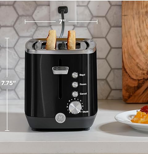 Miniatura 2 de GE Tostadora de acero inoxidable negro de 2 rebanadas, ranuras extra anchas para tostar bagels, panes, wafles y más, 7 configuraciones de tostado