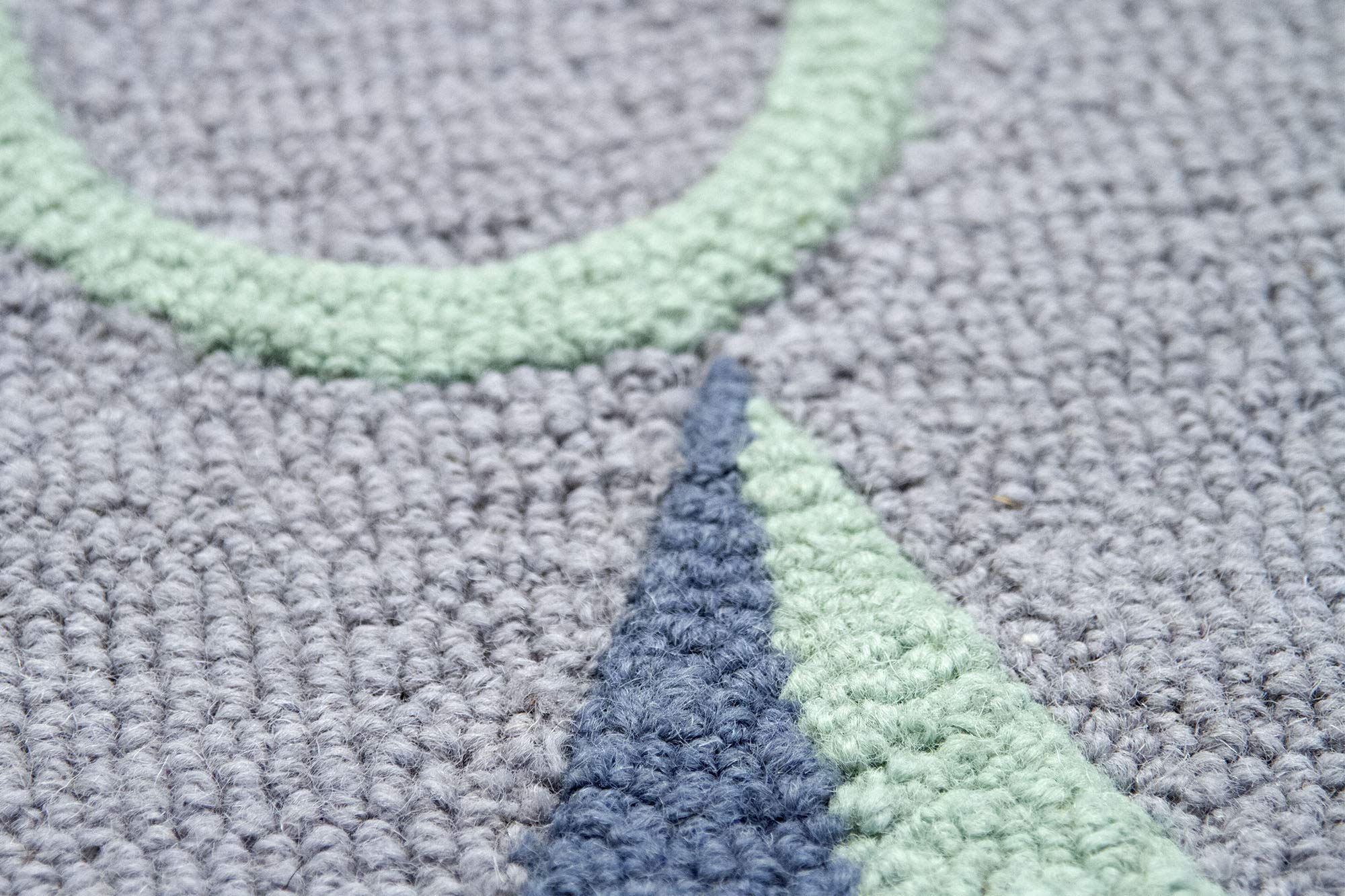 HAMID Alfombra Infantil Redonda, Alfombra Habitación Infantil 100% Lana, Alfombra para Niños Suave, Diseño Pirámides, 150x150cm, (Gris)
