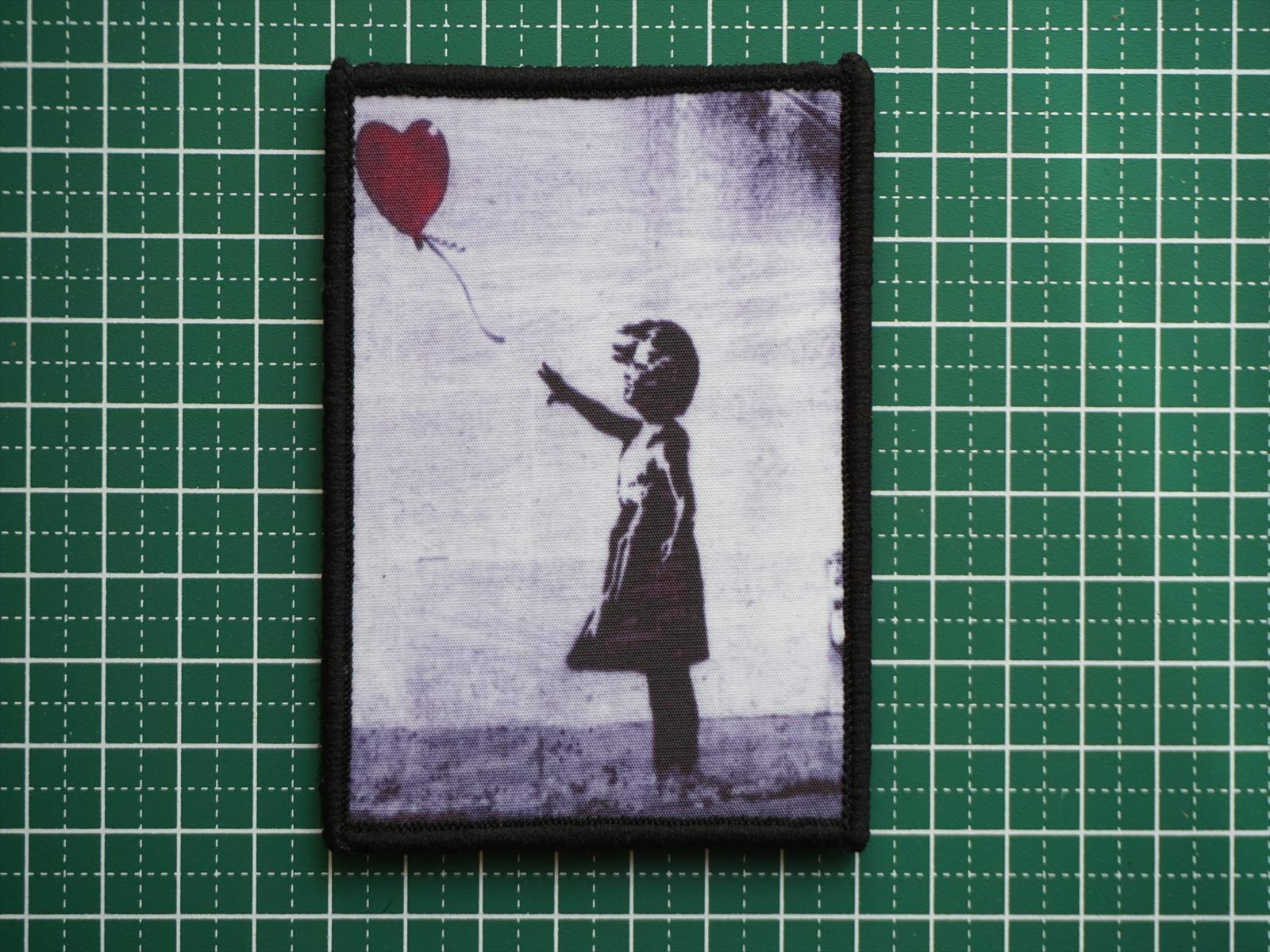 Amazon | ワッペン屋Dongri バンクシー banksy グラフィティー Amazon | ワッペン屋Dongri バンクシー banksy グラフィティー