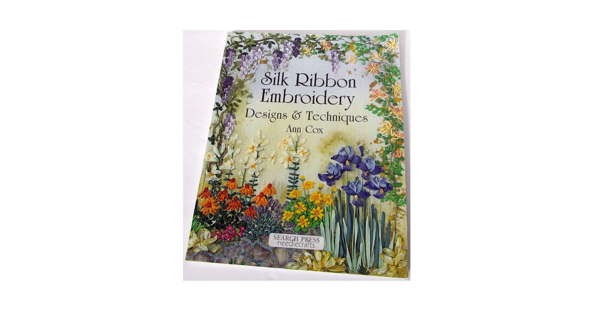 洋書 ILK RIBBON EMBROIDERY Amazon.com: Ribbon Embroidery Kit,Fanryn 3D Silk Ribbon