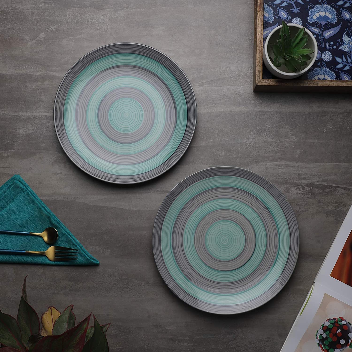 The Decor Lane Dinner Plates Pair Handpainted Ceramic Dinner Plates (10 Inch, 2 Pieces, Microwave & Dishwasher Safe) (Green) (Green & Grey) (B09YDJ61WV) Amazon Price History, Amazon Price Tracker