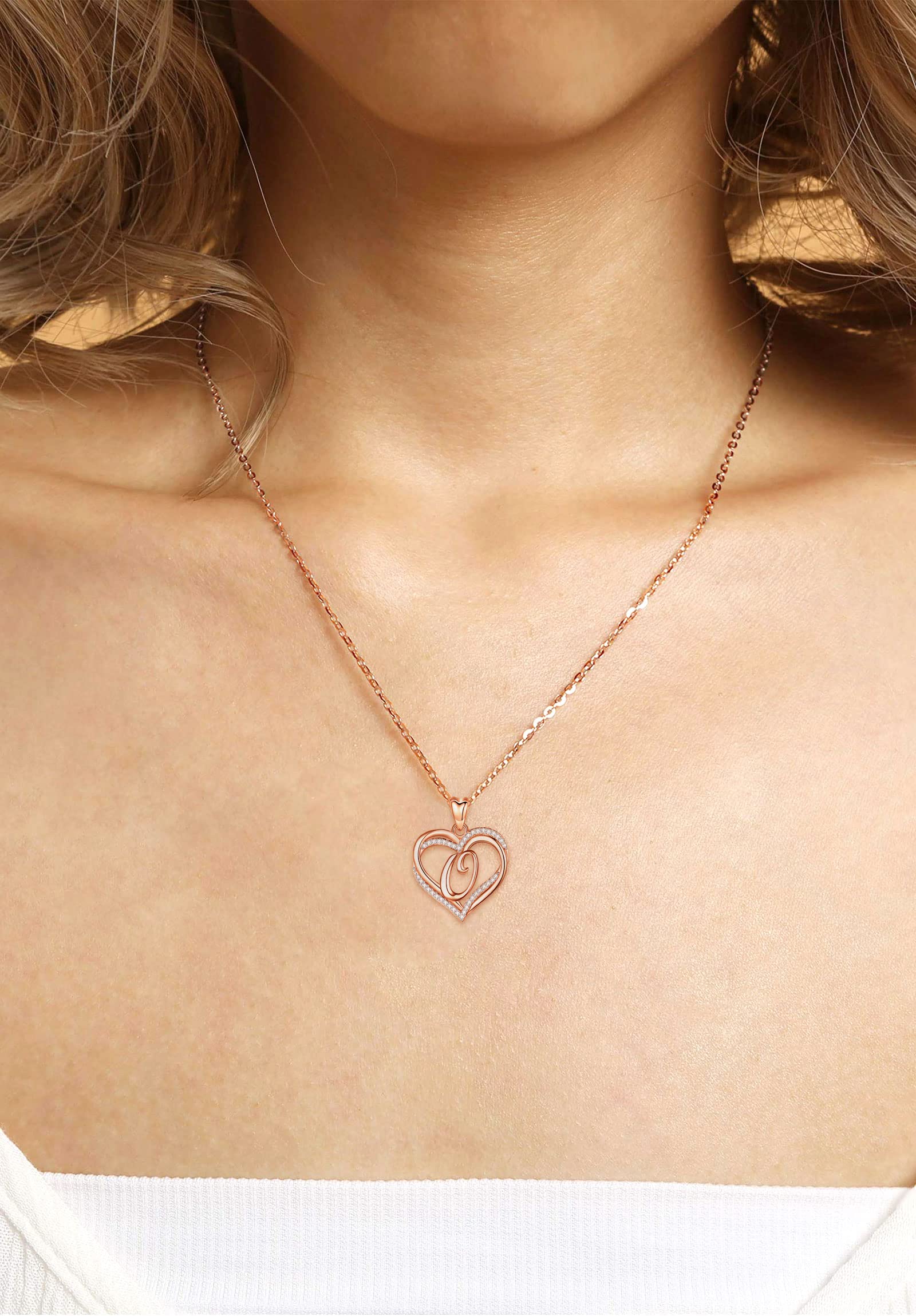 INFUSEU Collana con Ciondolo Cuore, Lettera A-Z Alfabeto Capitale Gioielli Doppio Cuore Collane Iniziali Cubic Zirconia CZ per Donne Regali Romantici, Catena da 20 Pollici
