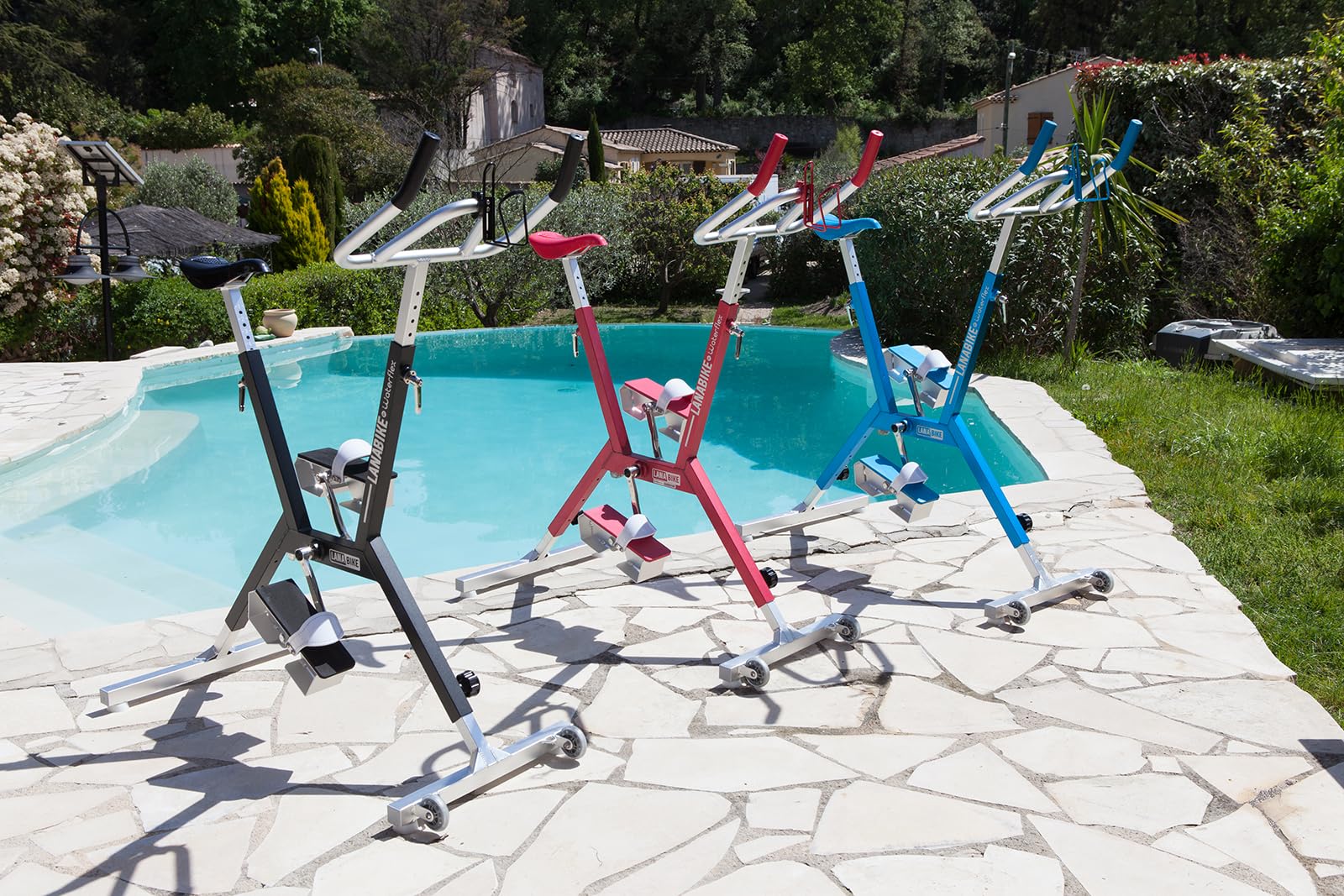 Aquabike Lanabike - Vélo Aquatique pour Piscine - Tout Bassin - Selle Ergonomique - Guidon Sport - Pédales Antidérapantes - Réglages Click & Turn - Bleu - Waterflex, Large, (WX-LANA-BL)