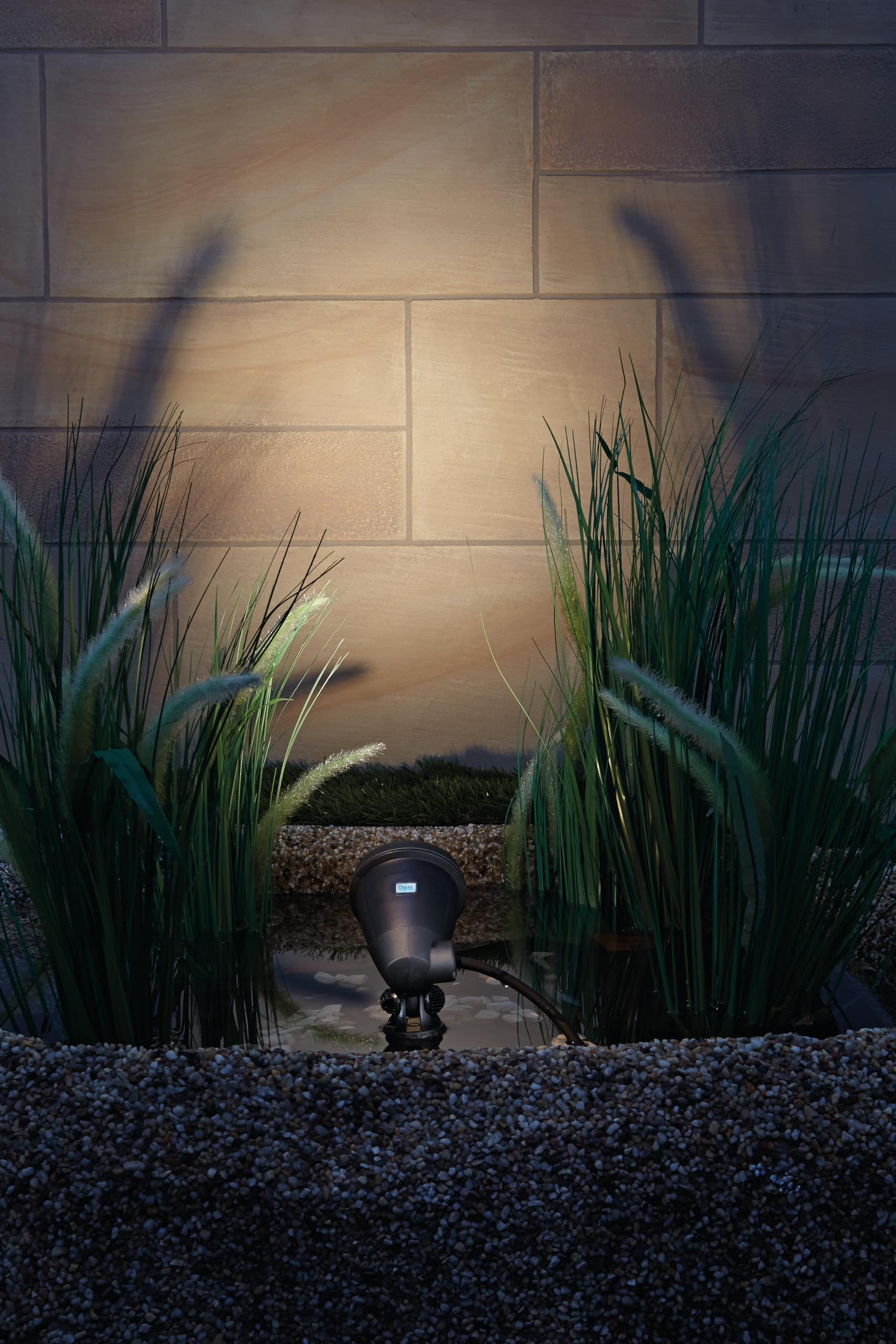 Oase 57034 LunAqua 3 LED Set 1 - UBeleuchtung für Teich und Garten mit warmweißen Lichtakzenten, für den Einsatz über und unter Wasser im Außenbereich