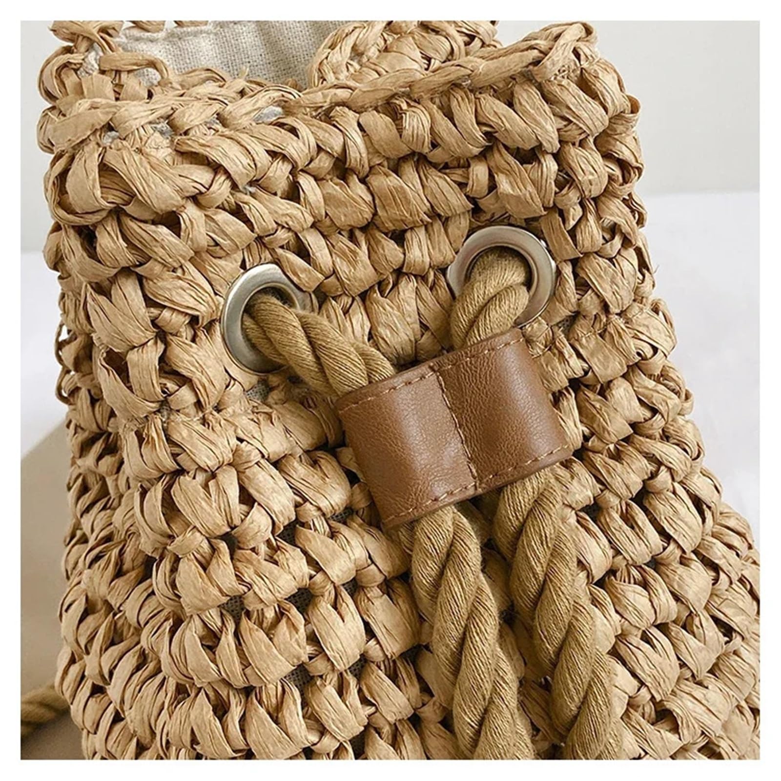 Zaino da donna grande, semplice e versatile in paglia solida