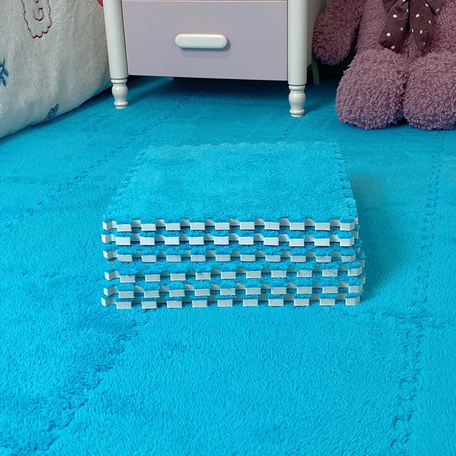 Ineinandergreifende Plüsch-Puzzlematte, Schaumstoff-Bodenteppich for Die