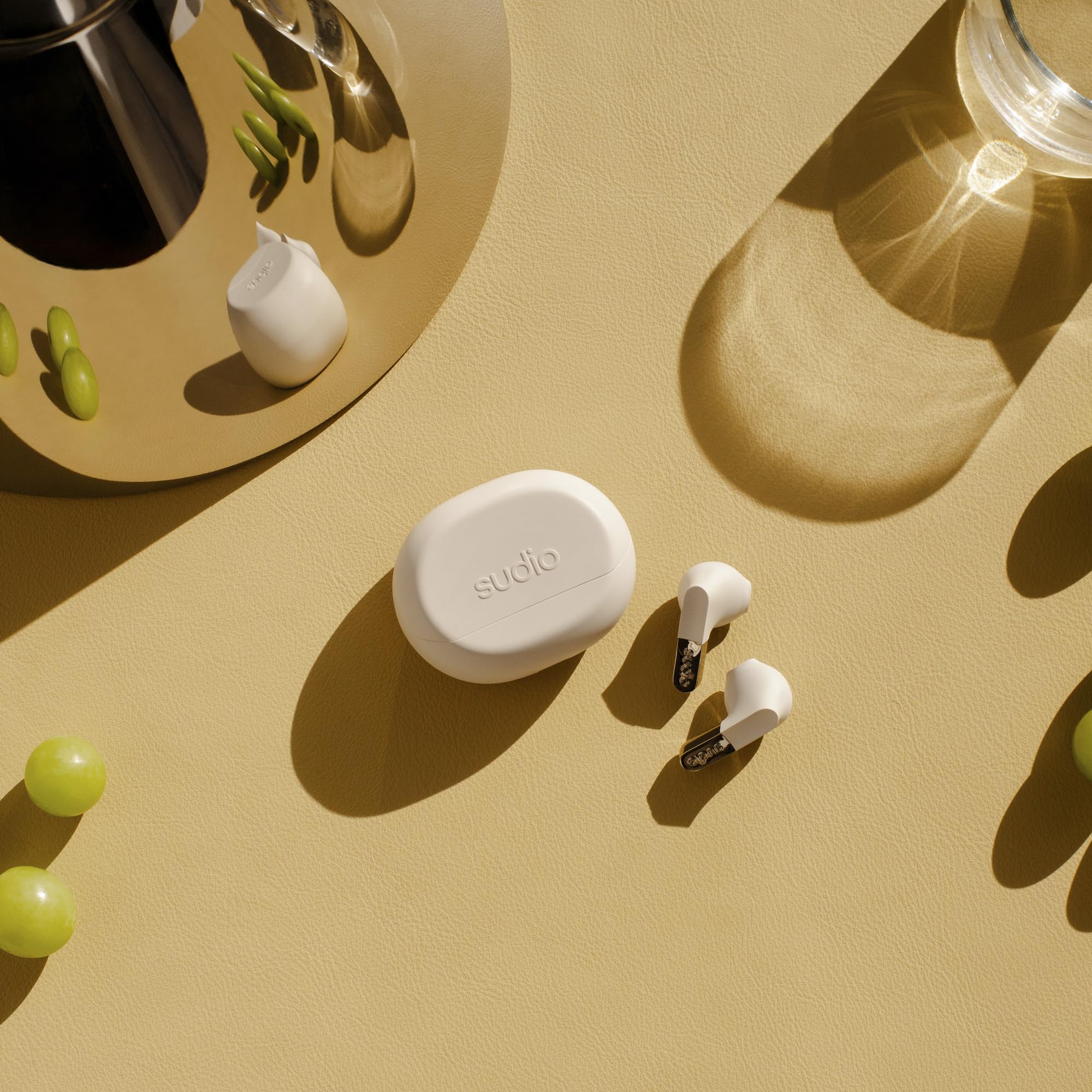 sudio N3 Snow White - The Day-to-Night Earbuds. Made from Recycled Plastics. Long Playtime of 5.5 Hours, 30 Hours total, Water Resistant, Enhanced Microphones to take Calls, Bluetooth 5.4