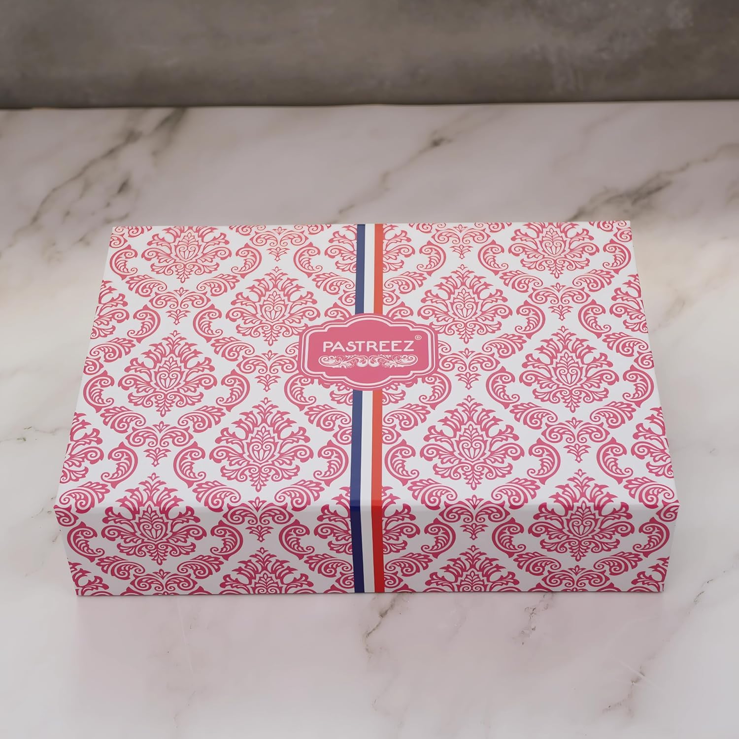 French Macarons Gift Box – 20 Assorted Flavors – Handcrafted Cookies with Authentic Parisian Recipe – Gluten-Free Macaroons – Gourmet Snack or Dessert Treat – Fresh Baked Upon Order