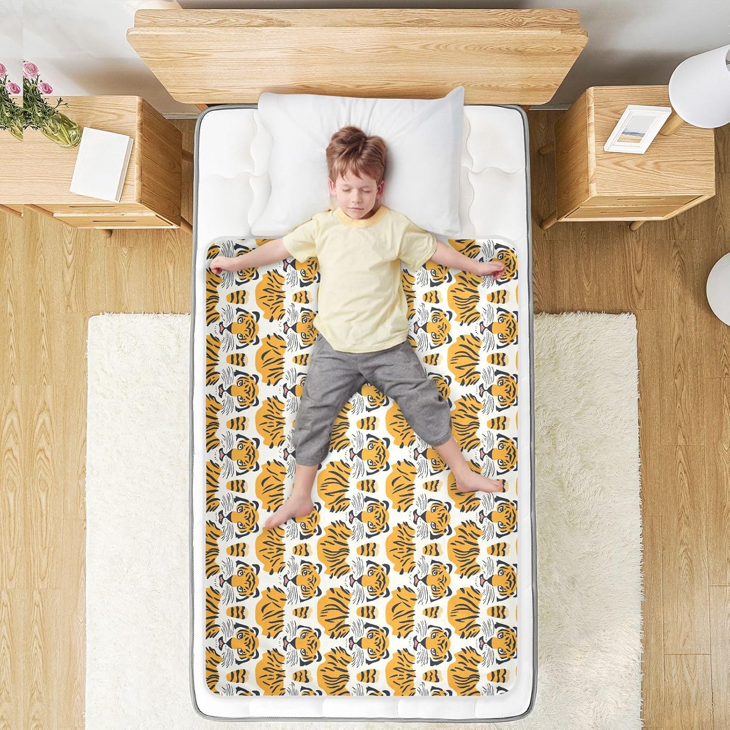 Cartoon Cute Tigers Yellow Extra Large Resuable Toddler Mattress Pads Soft Absorbent Toddler Bed Pee Pads Machine Washable Toddler Bedding Products for Baby Toddler Children , 52" L x 34" W