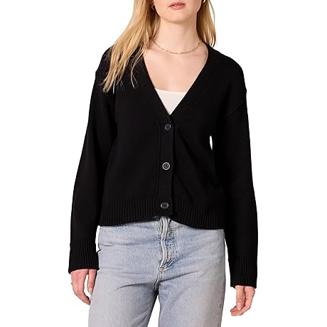 Women's Cropped Black Cardigan for a Chic and Comfortable Style