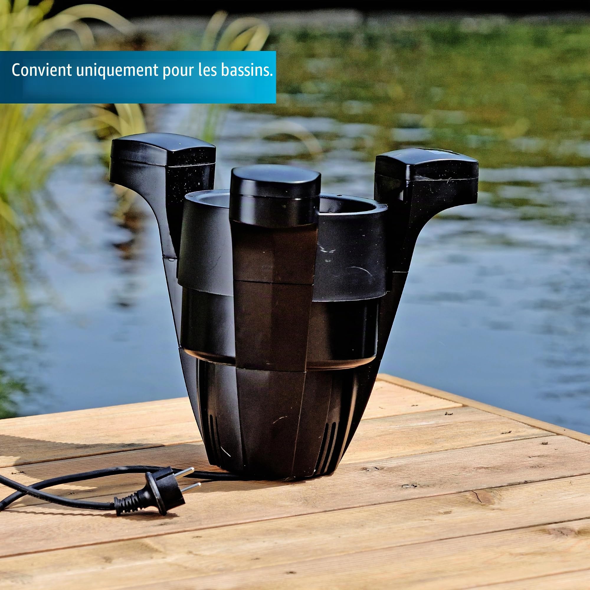 AquaForte Skimmer Flottant avec Pompe pour étangs, capacité ± 3 m3 par Heure, 60 Watt, Surface de l'étang jusqu'à 50 m2, Panier de Skimmer et Filtre en Mousse Inclus, câble de 10 mètres