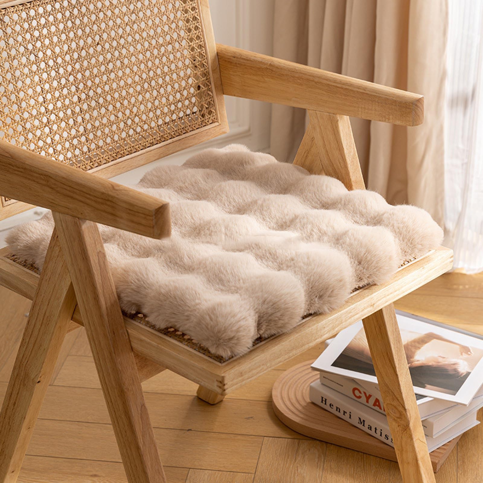 Faux Fur Seat Cushion with Removeable Cover Ultra Soft Fluffy Plush Chair Pads Non Slip Comfort Seat Pads for Dining Chair(20x20 Inch, Brown)