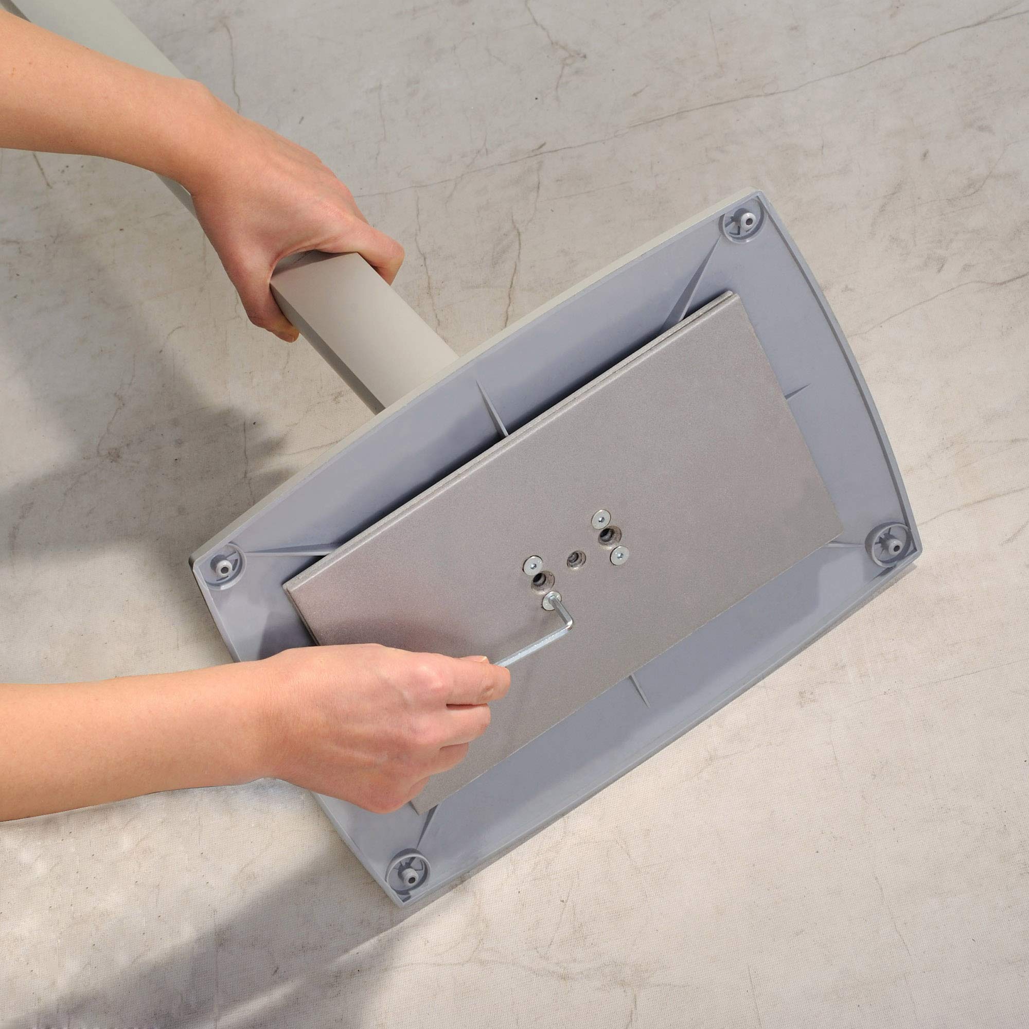 Boden-Prospektständer Pillar 6 x DIN Lang – Acrylablage auf stabilem Alu-Gestell