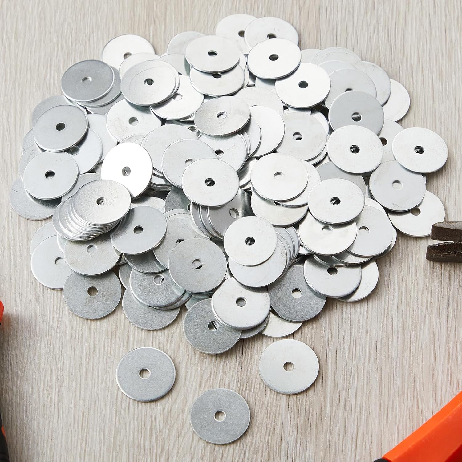 Yaocom 200 Pieces 1/8" x 3/4" Fender Washers Zinc Thickness 1 mm Fender Washers for Wood and Wet Environment