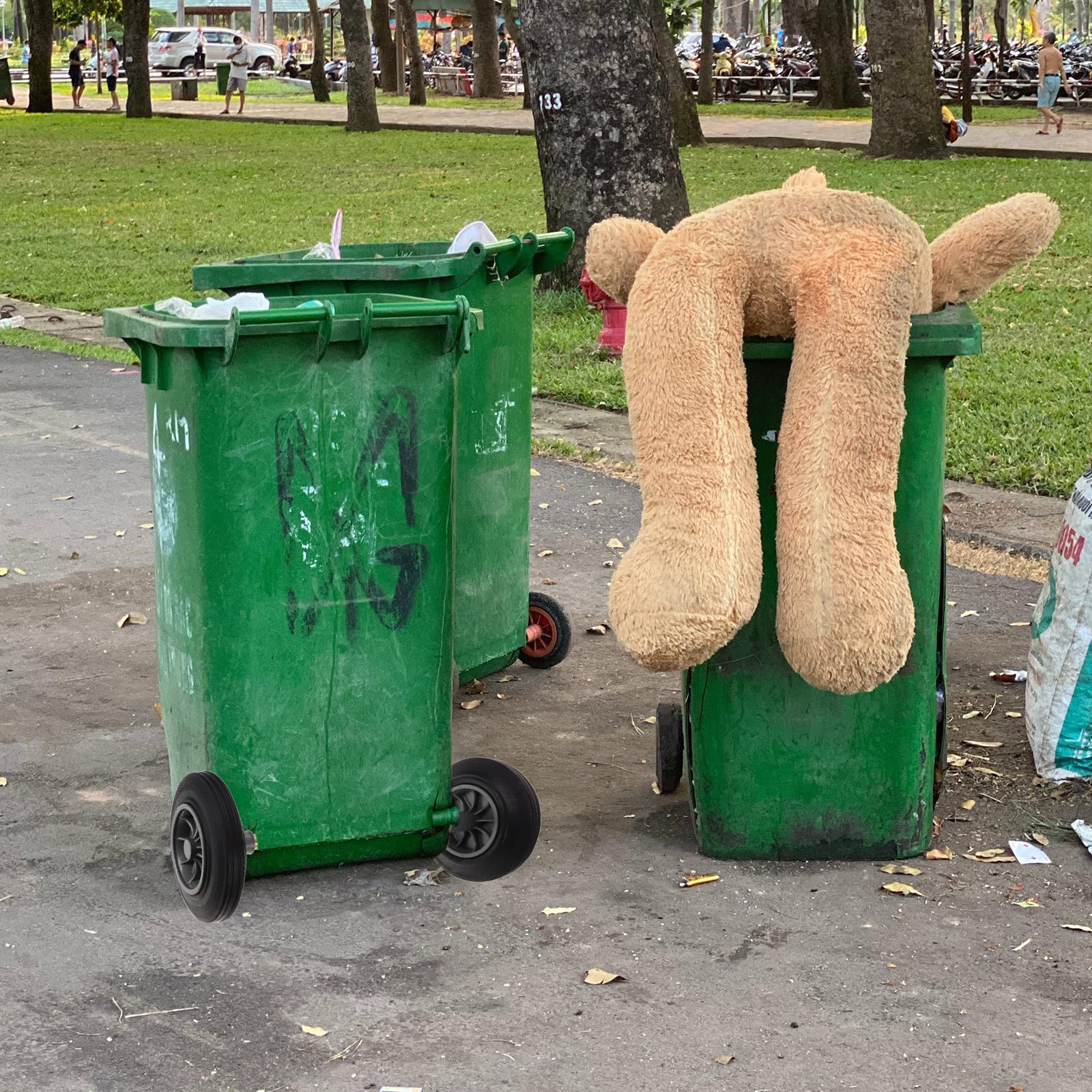 TOYANDONA Rueda de Repuesto para Bote de Basura Galón, Estructura Reforzada y Material Hierro y Goma, para Uso en Exteriores y Sistemas Sanitarios, 1 Set