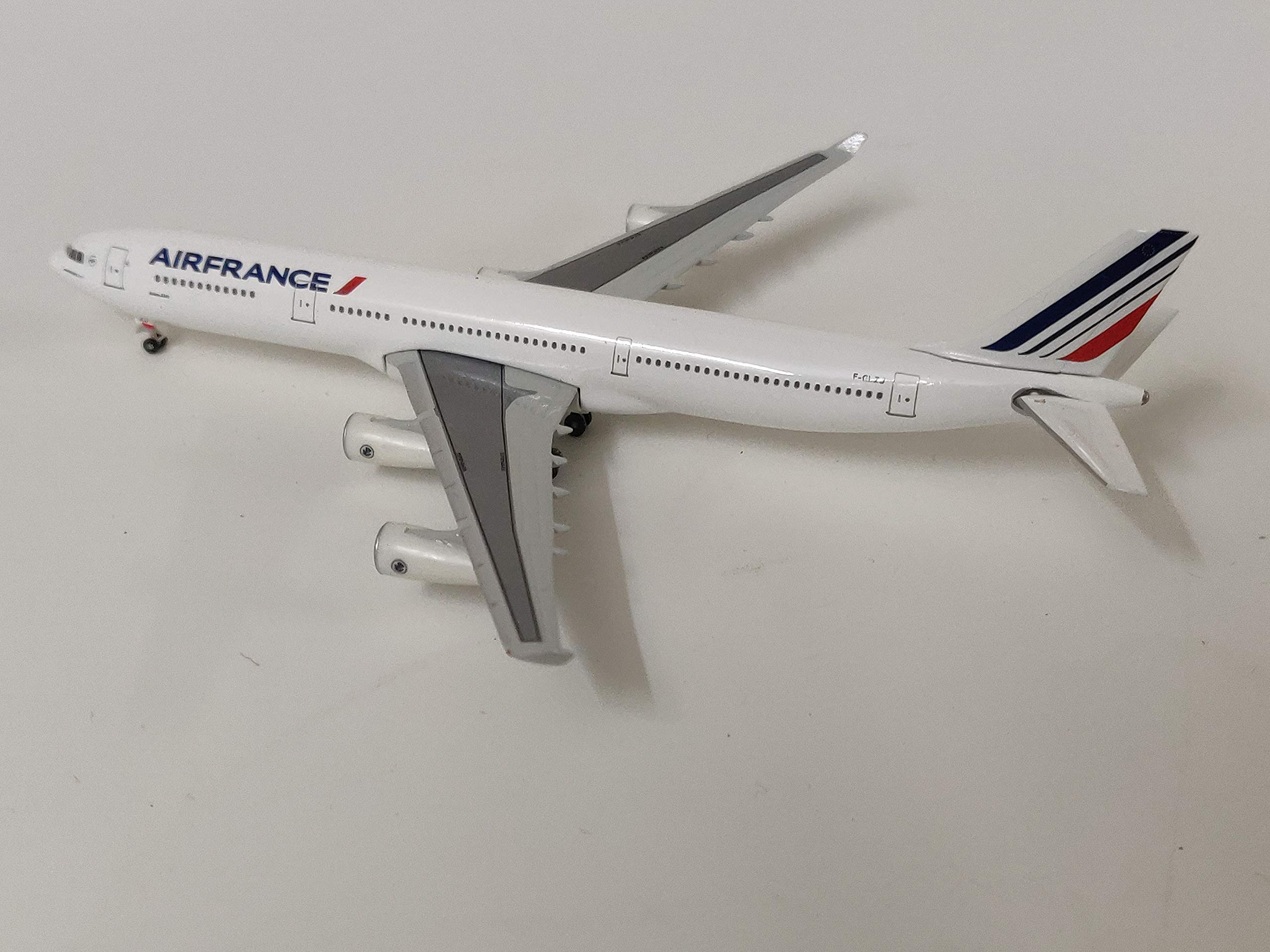hogan 1/200 エジプト航空 A340-200 hogan 1/200 エジプト航空 A340-200