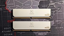 Review Image by A. Choi