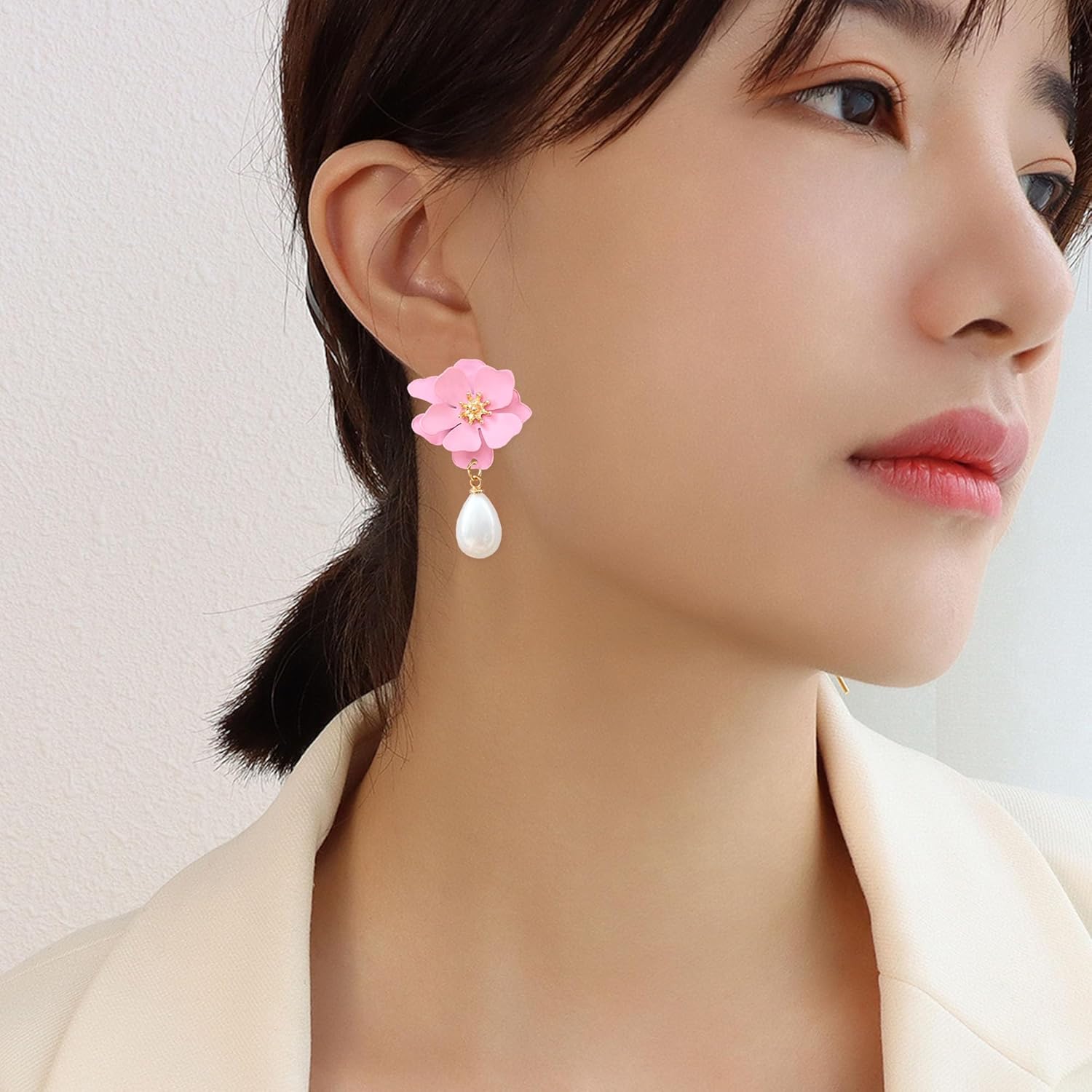 Pearl Bohemian Flower Earrings Floral Petal Flower Stud Earrings Jewelry for Women - Image 2