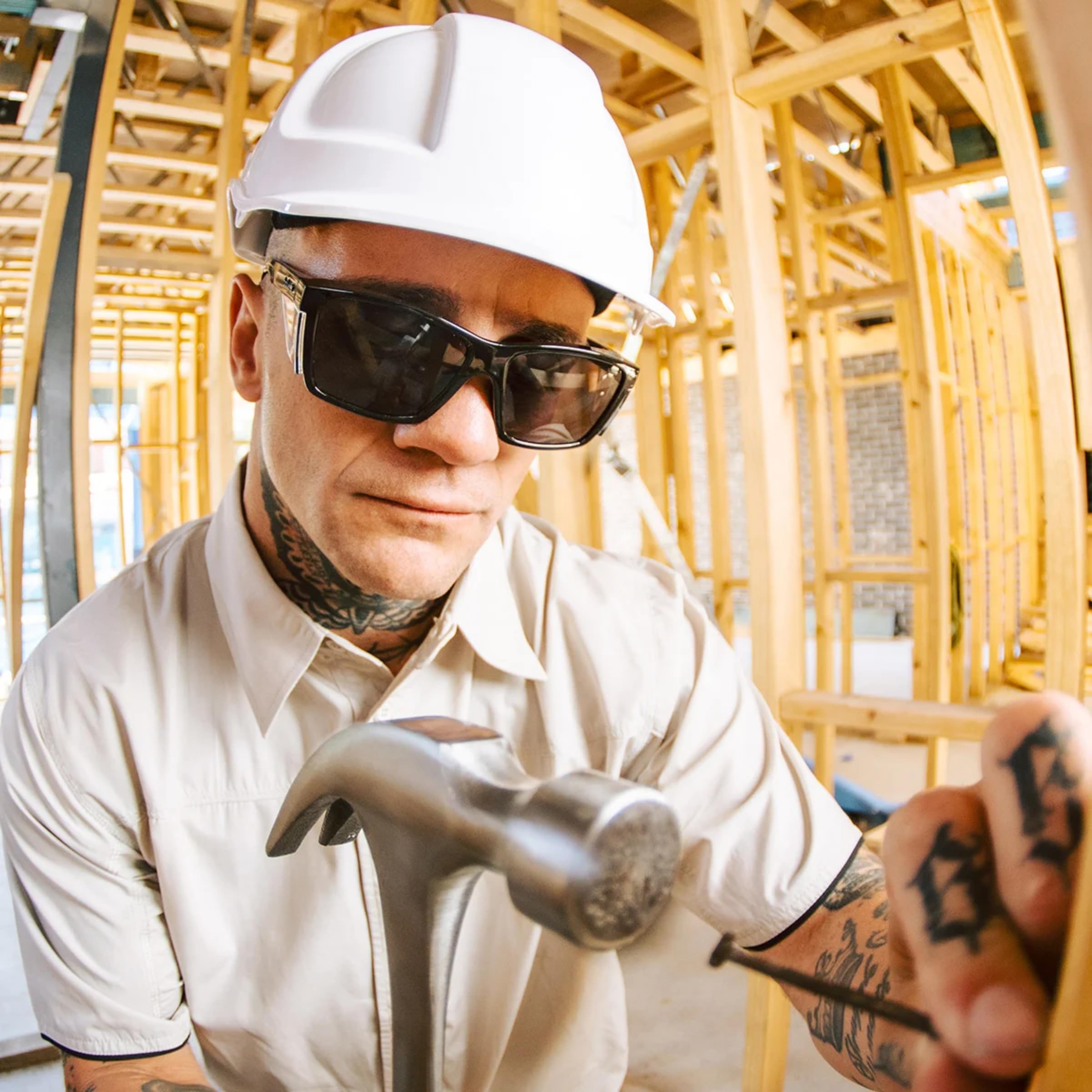 Bolle STKS 420 - Gafas de seguridad polarizadas ahumadas, antiarañazos, clasificación EN ISO