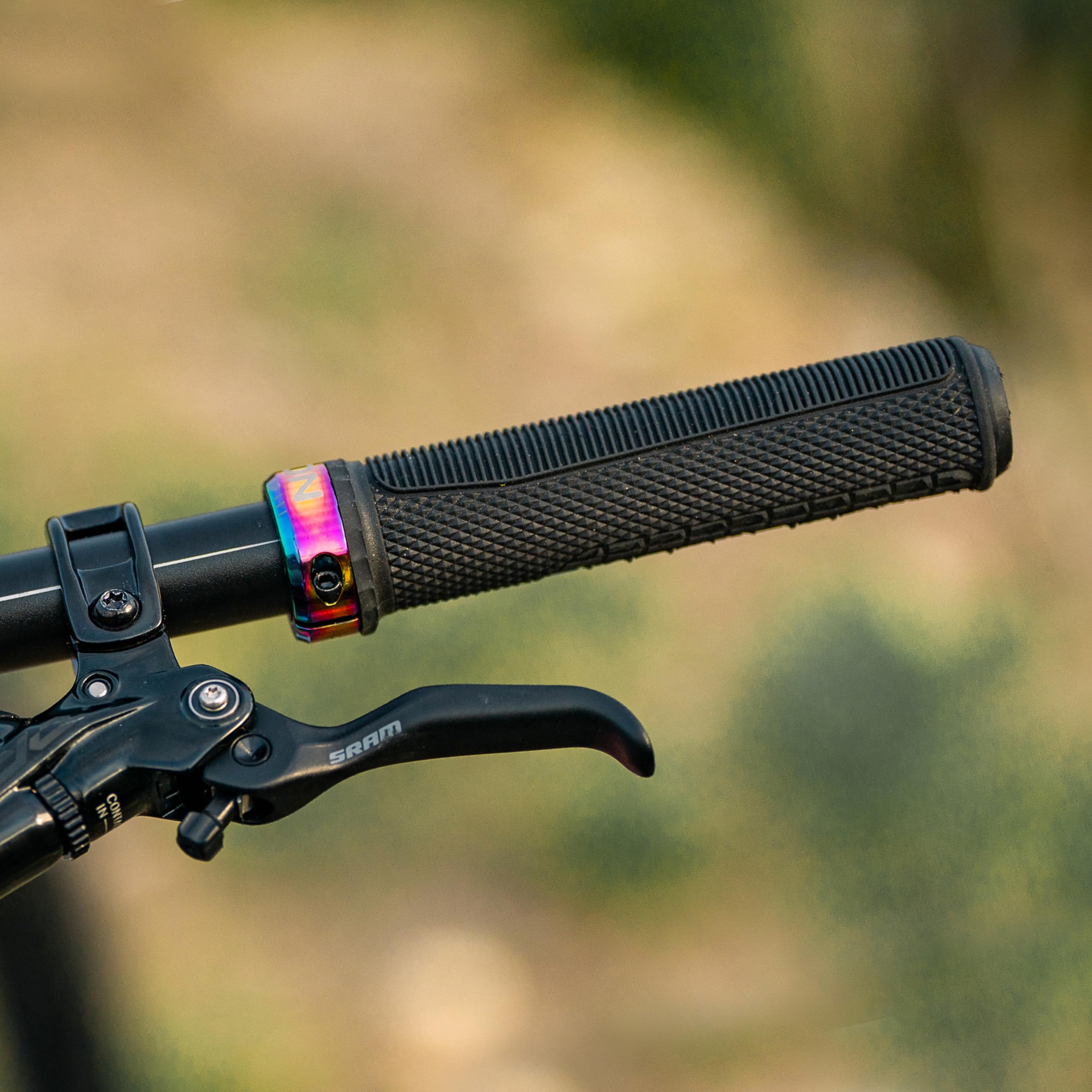 Ergon – GFR1 Factory Fahrradgriff | MTB Gravity, Freeride | Frozen Stealth