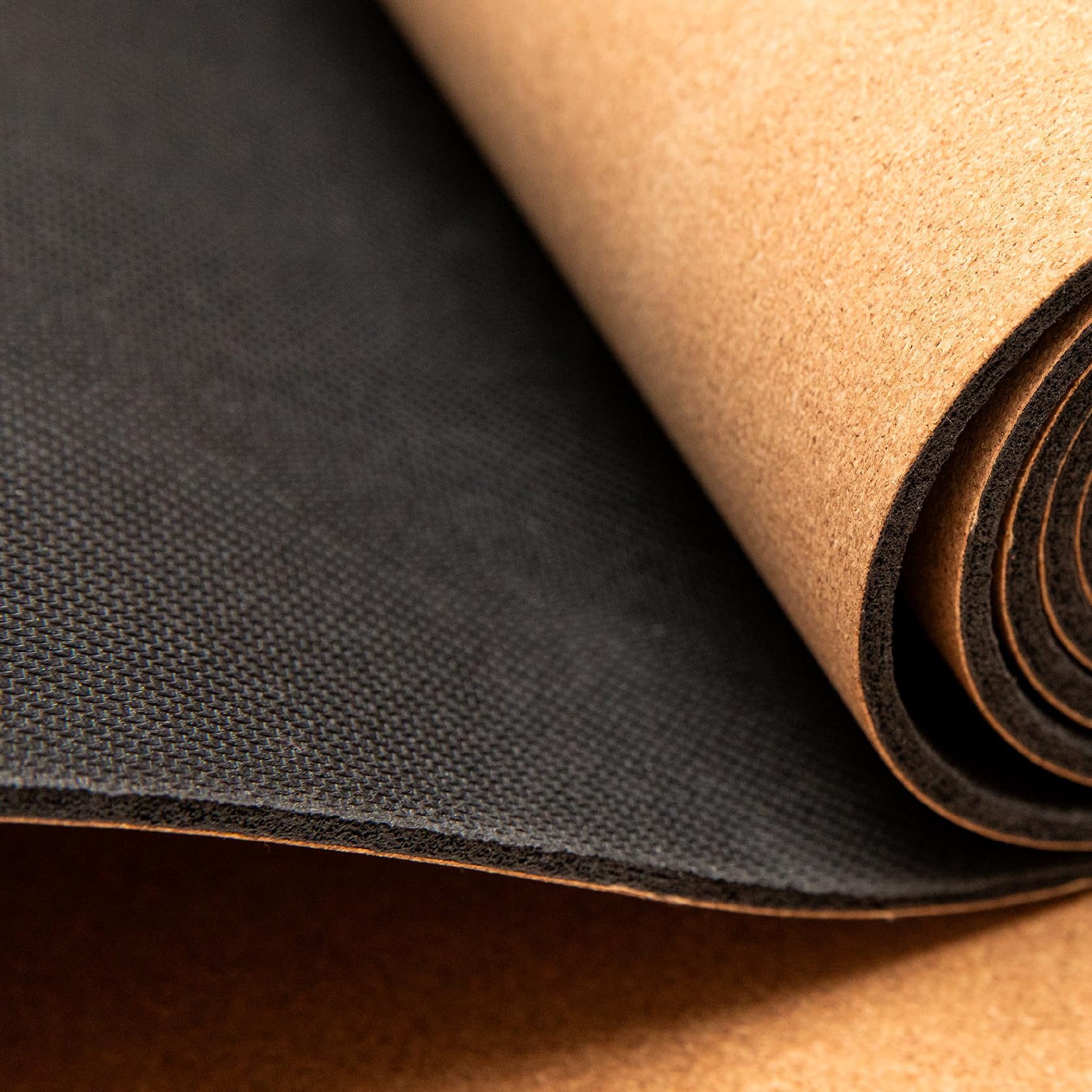 Esterilla de yoga premium de corcho antideslizante: de caucho natural antideslizante y corcho, natural y sostenible, extra ancha y extra gruesa (183 x 66 x 0,4 cm), correa de transporte