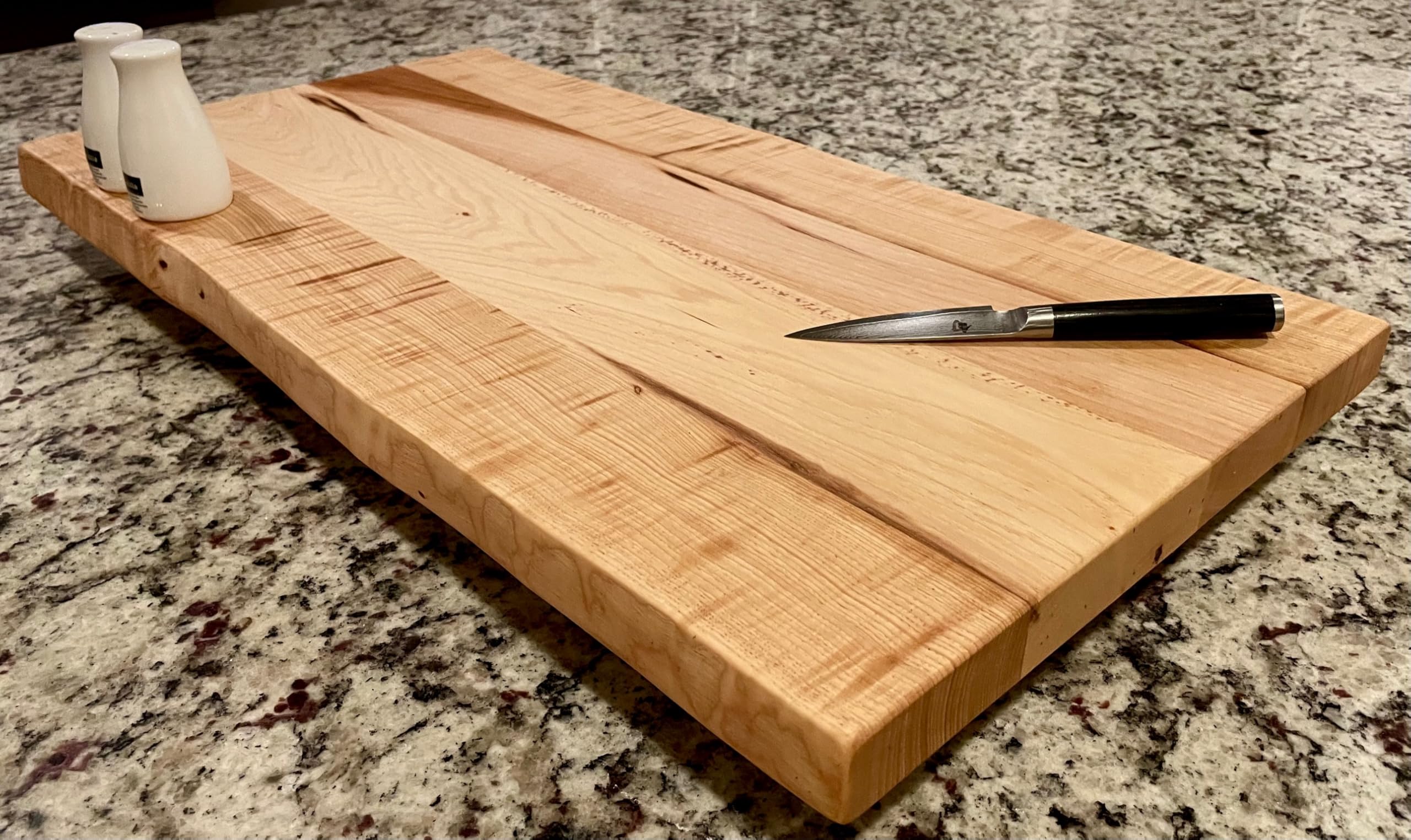 Amazon.com: Hickory X Large, Gorgeous, Full-of-Character, Uncommon