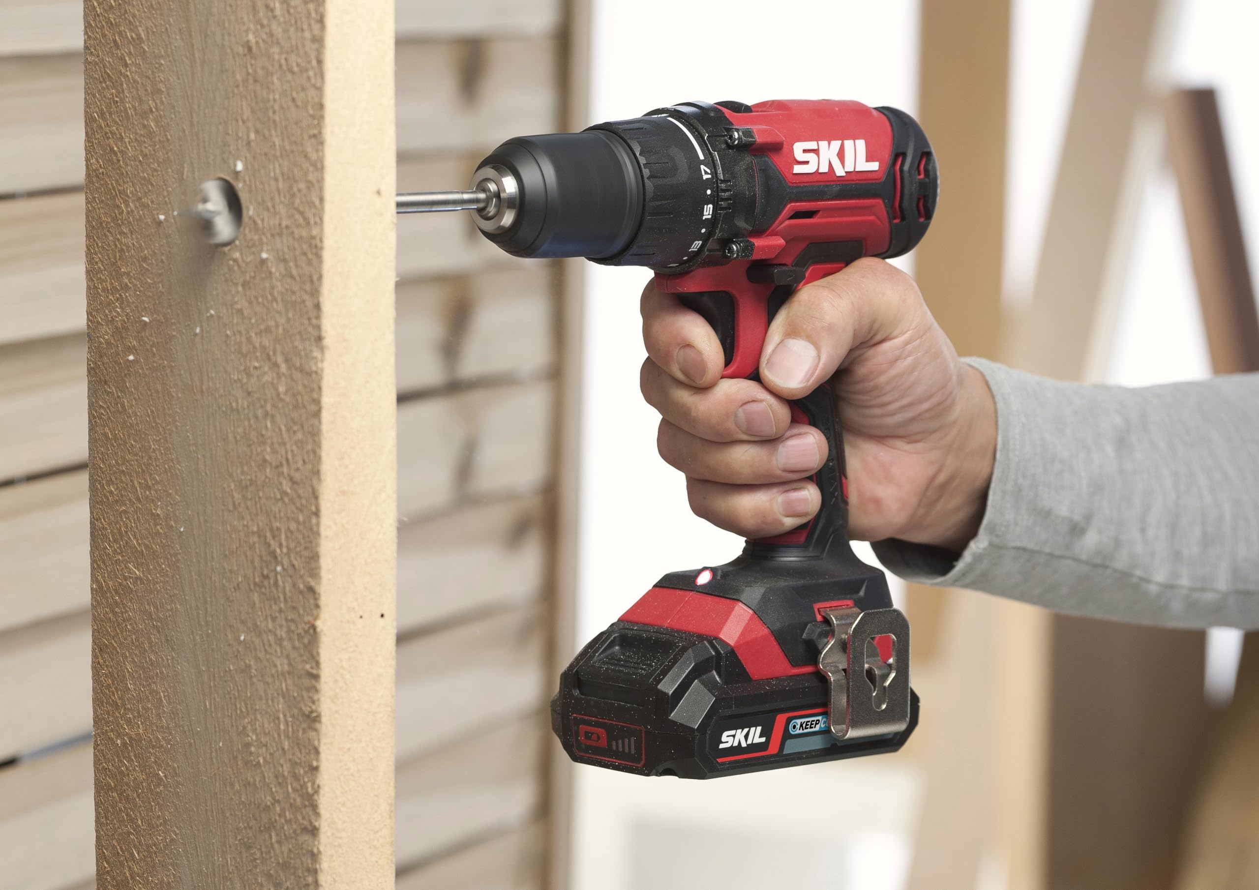 Trapano avvitatore SKIL batteria 3008ca