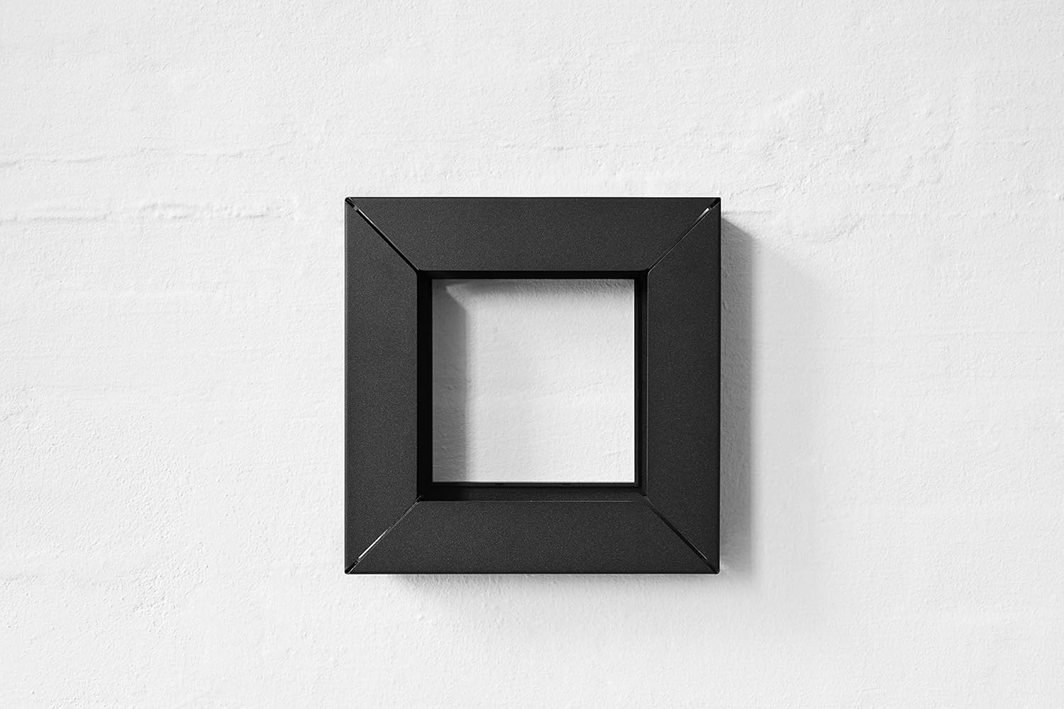 Eva Solo Frame Feeder, Plastic, Powder Coated Steel