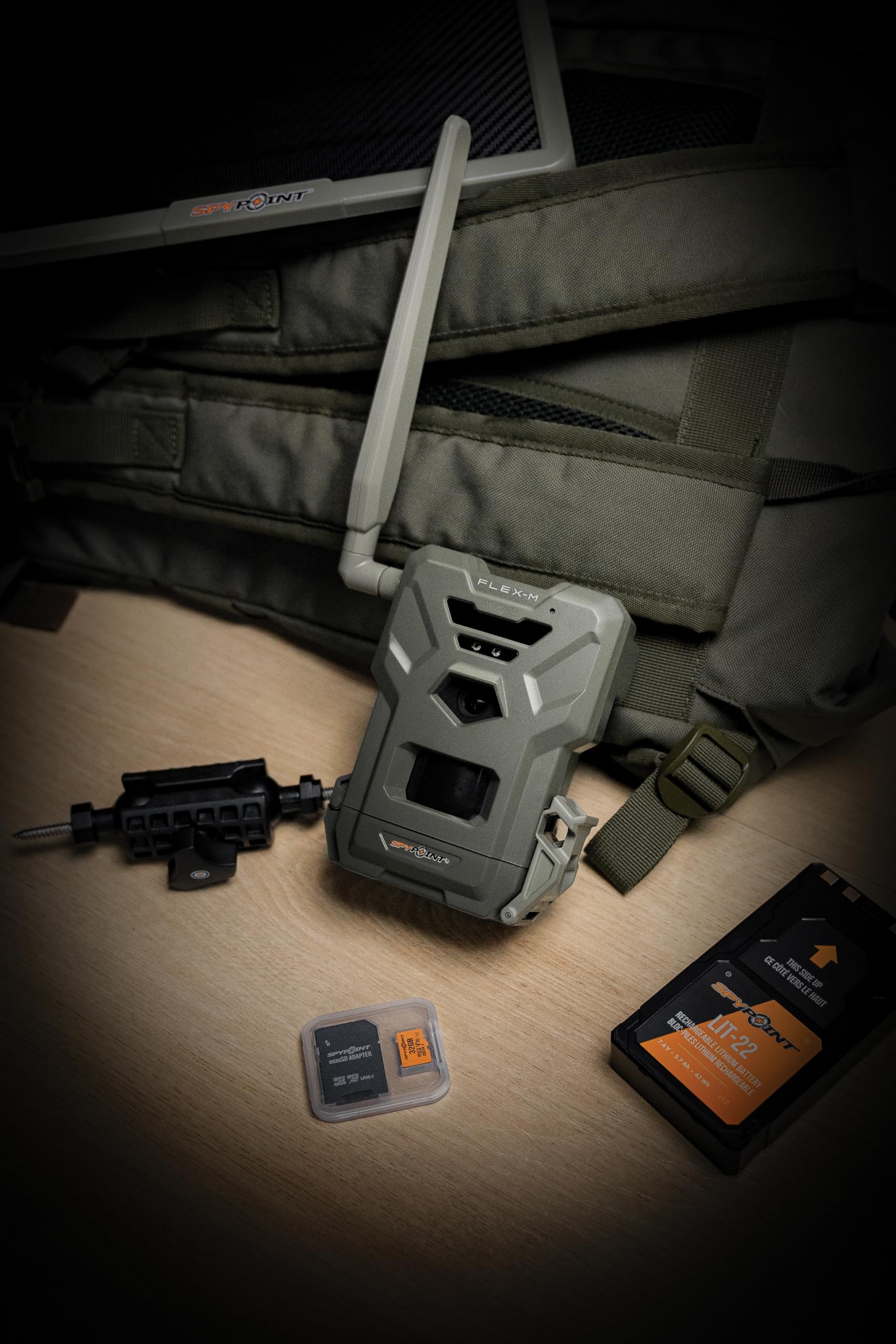 Spypoint Flex-M Twin-Pack - Wildkameras mit Foto- & Videoübertragung, 28 Megapixel, Wildtierkamera mit Nachtsicht, kostenlose App für Ihr Smartphone