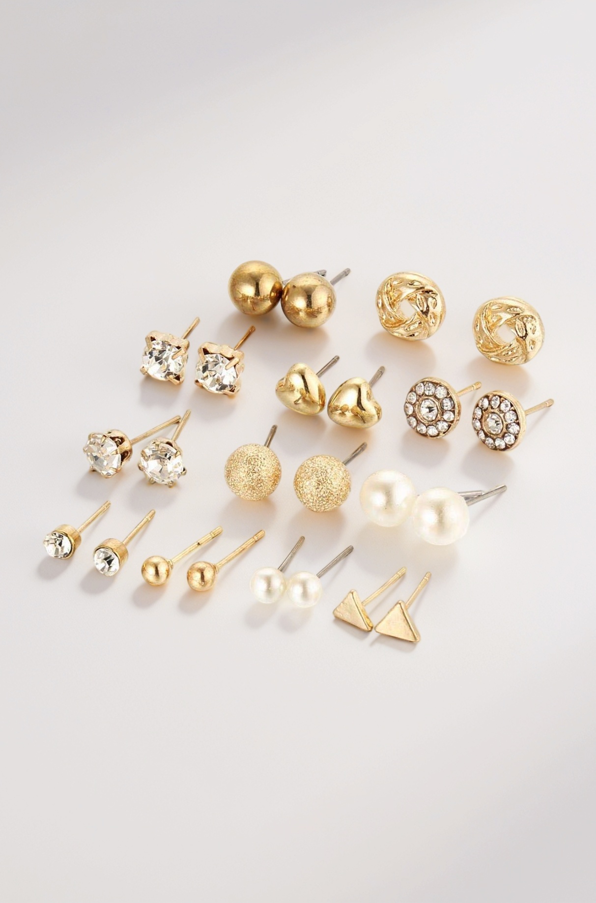 Latest pairs Earrings Combo Set Crystal Pearl Stud Earrings for Women