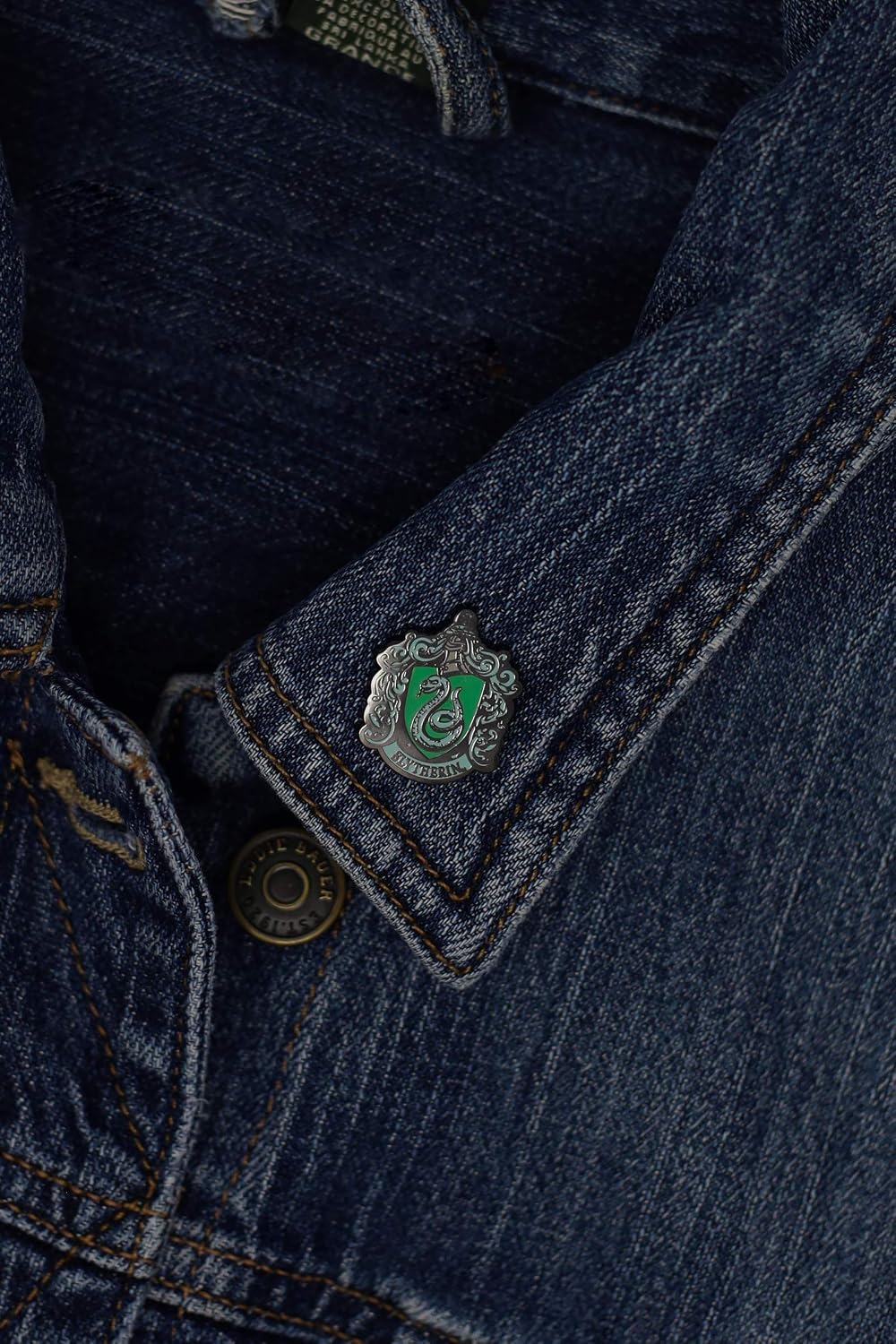 Ata-Boy Harry Potter Slytherin Crest 1" Full Color Enamel Pin image 4