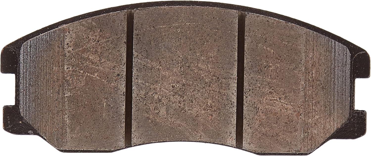 GM Genuine Parts 171-0984 (19168899) Front Disc Brake Pad Set with Clips and Insulators
