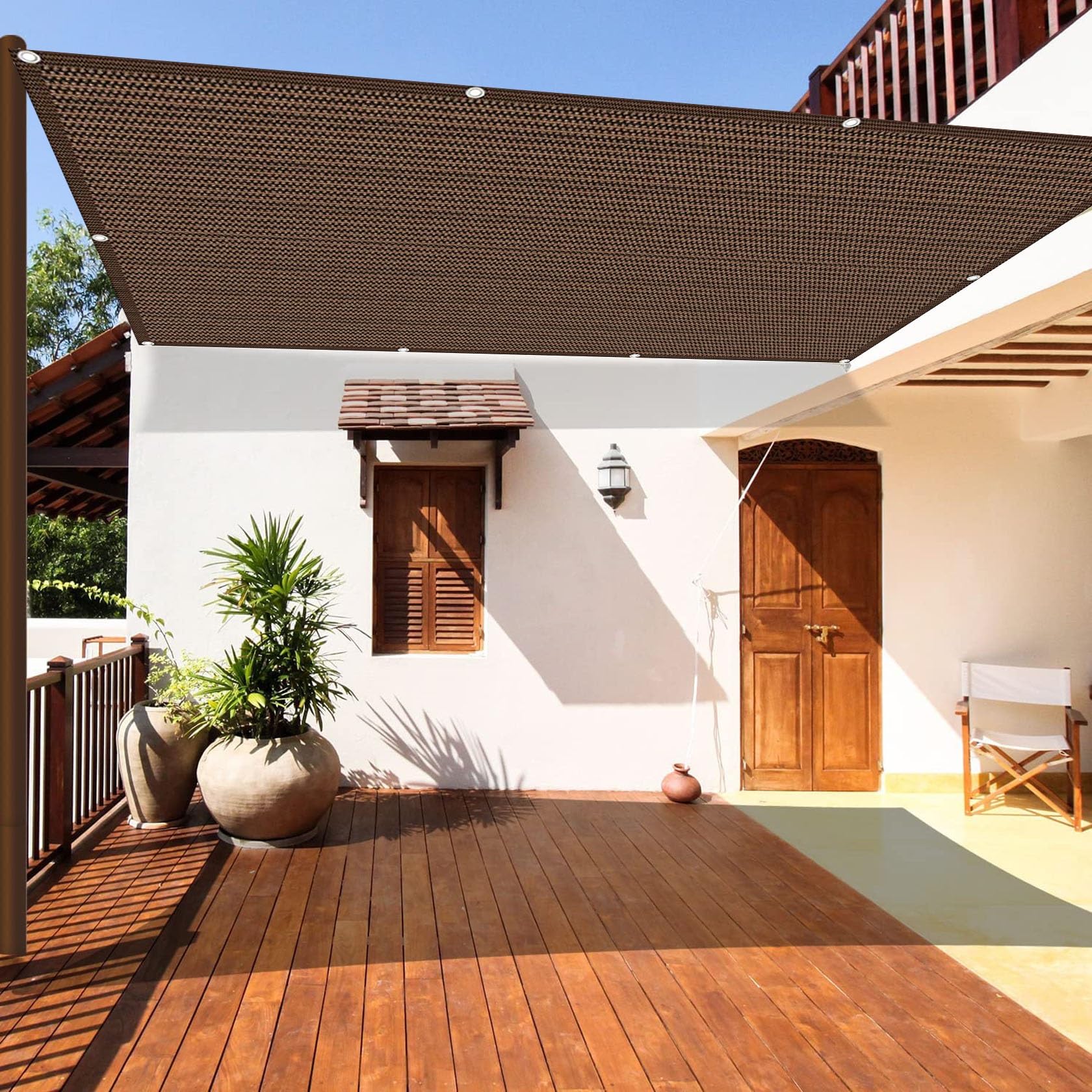 Toile d ombrage marron 1.8 x 3.2 m pour créer un coin frais sur la terrasse
