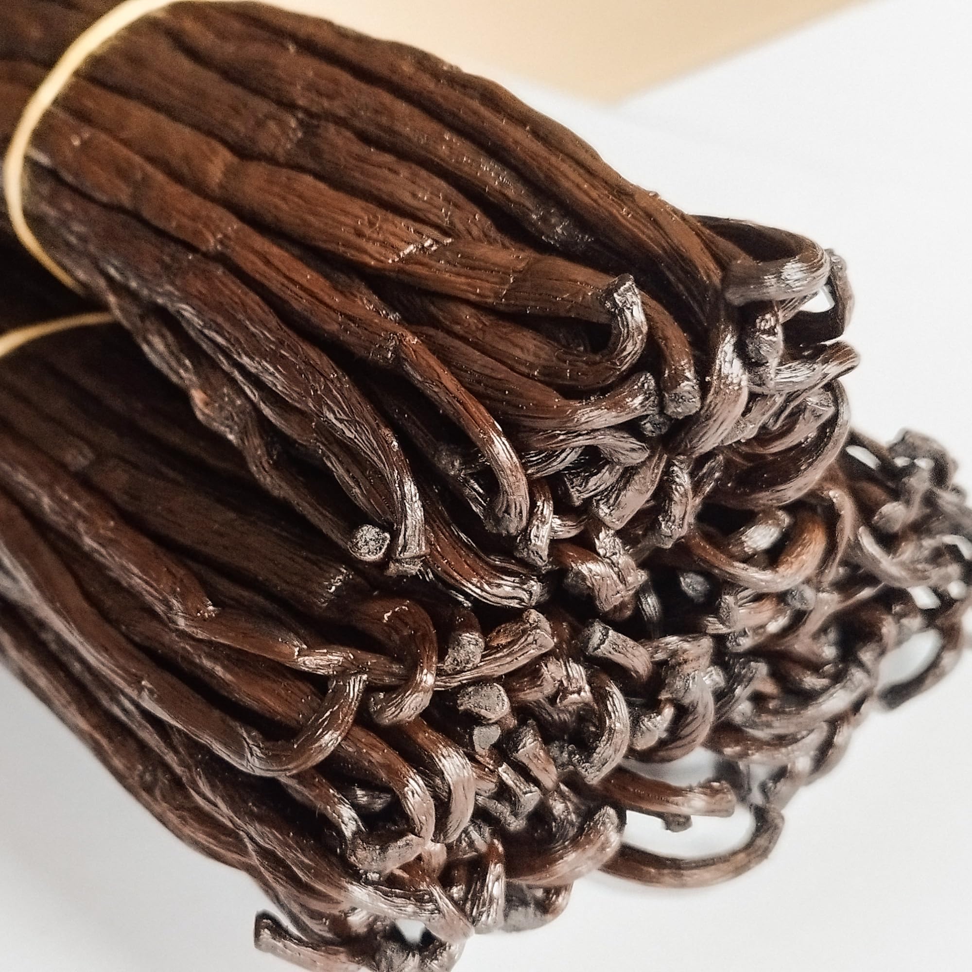Baccelli di Vaniglia Gourmet extra da 20 cm, raccolti in Madagascar 100grammi (22 baccelli)