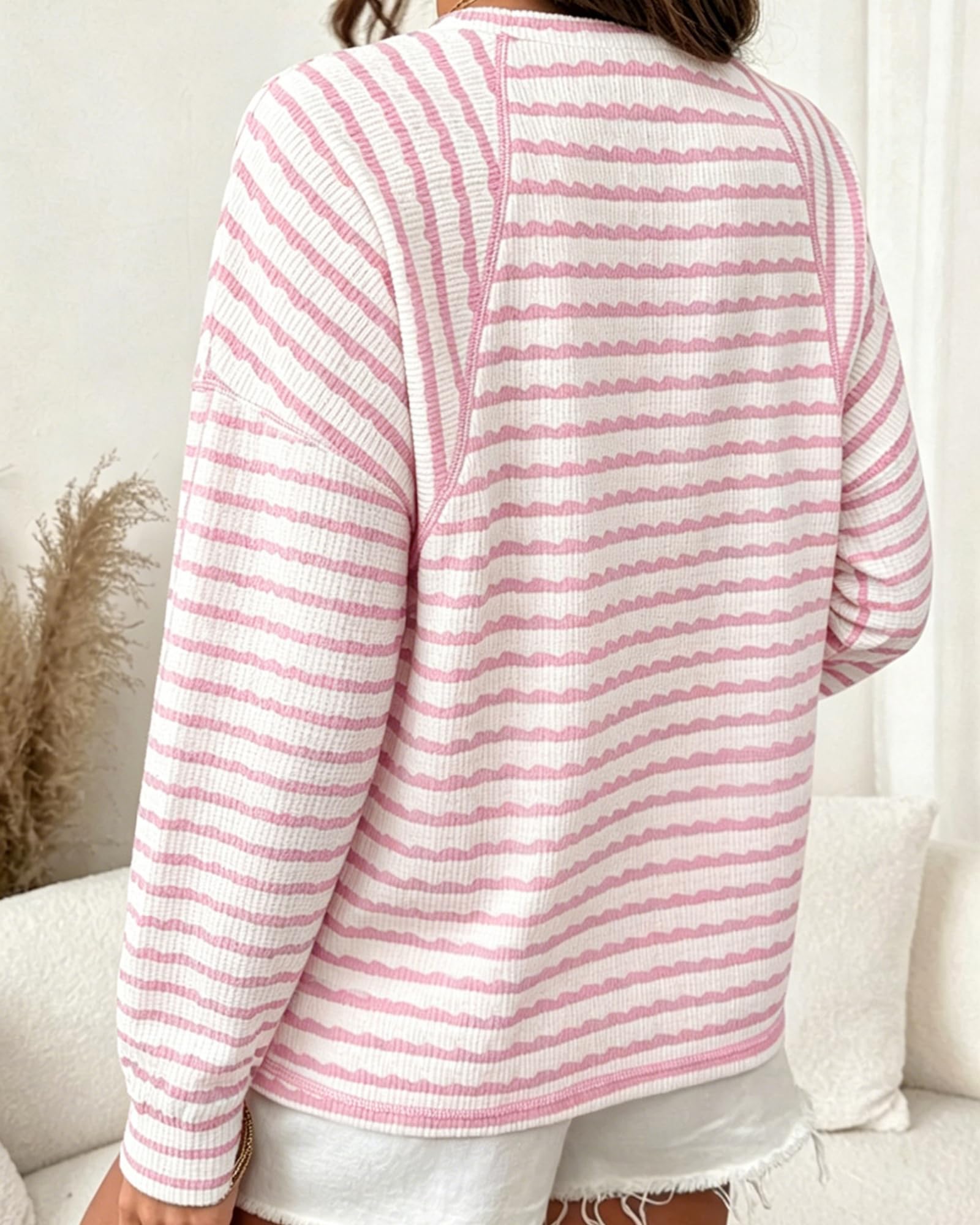 Top da donna a manica lunga con girocollo raglan a righe in maglia strutturata