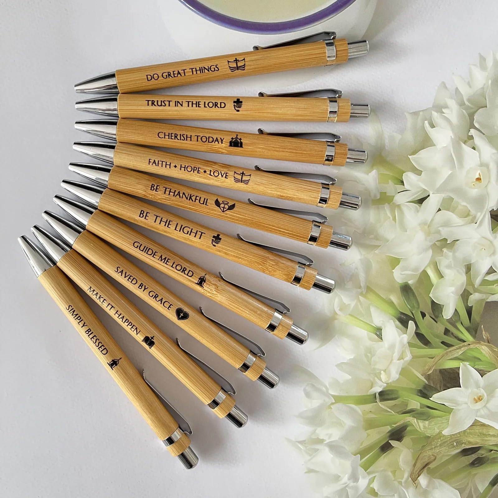 Stylo Personnalisé Mariage Pour Invites Cadeau Stylo A Bille Bambou Personnalisé Avec Gravure Prenom Stylos à Bille Rétractable Noir Cadeau Maitresse D'école Fin D'année Stylo Personnalisé (lot 100)