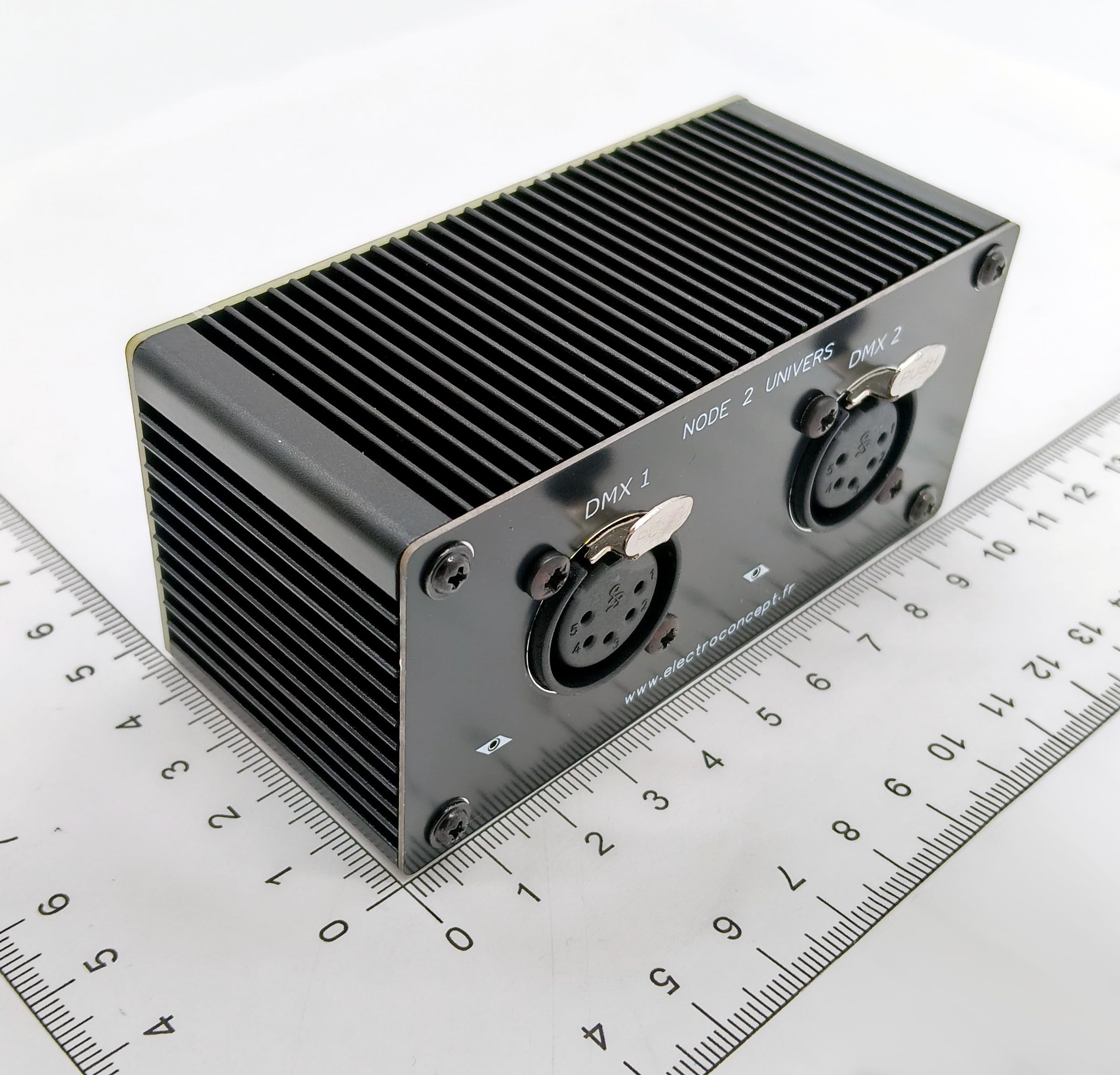 Nodo 2 Universo Art-net/SACN XLR 5P e POE