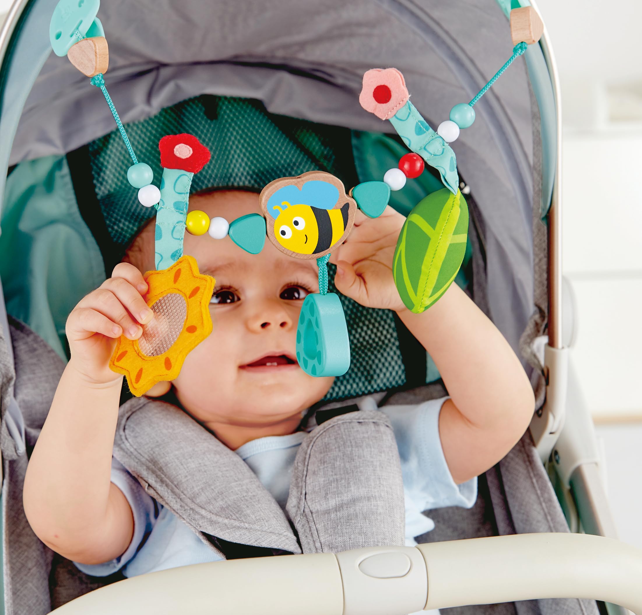 Image secondaire de Chaîne de Poussette Hummelchen avec Cloche - Éveil Coloré pour Bébé