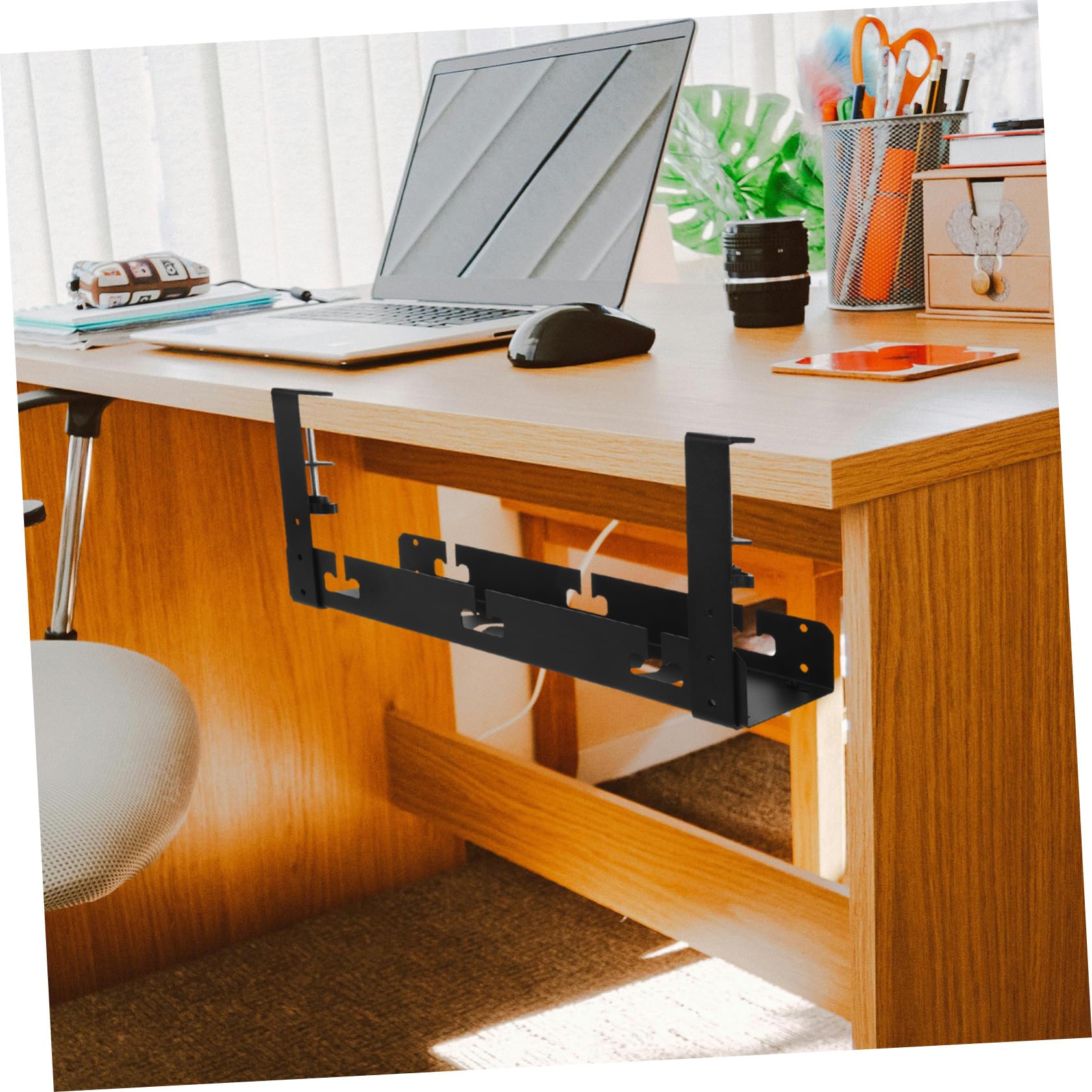 Organizzatore Cavi da Scrivania Sotto Tavolo Nero in Acciaio | Vassoio di Gestione Cavi Sotto Piano, Struttura in Acciaio Laminato a Freddo, Stoccaggio Versatile e Ordinato