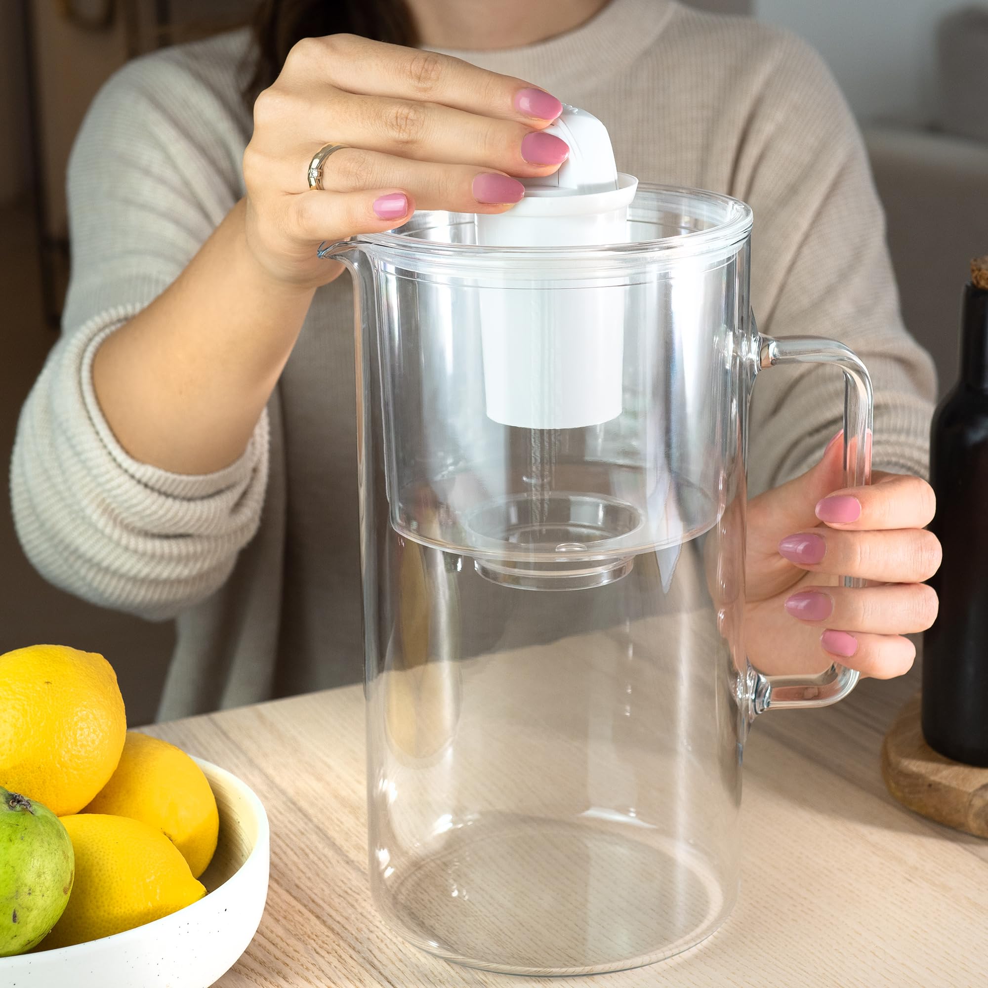 Wessper Jarra Filtradora de Vidrio con Contador LED de Agua 3 L | Compatible con el Filtro Brita Classic, Filtro de Agua que Reduce la cal y el Cloro | Jarra Filtrante + 1x Cartucho – Menta