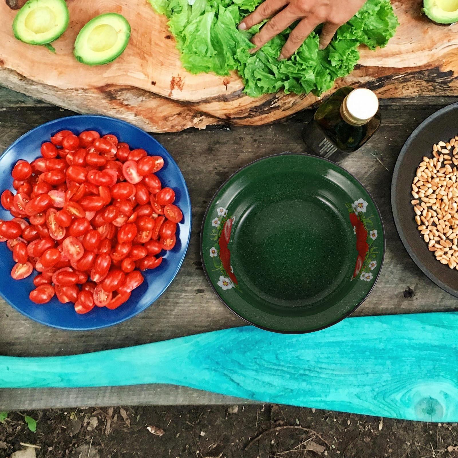Cuenco Esmaltado de 22 Cm, Lavabo Multiusos para Lavar y Mezclar, Cuenco de Esmalte Verde con Motivos Punteados para Sopa, Fruta y Masa, Vajilla Rústica Adecuada para Cocina
