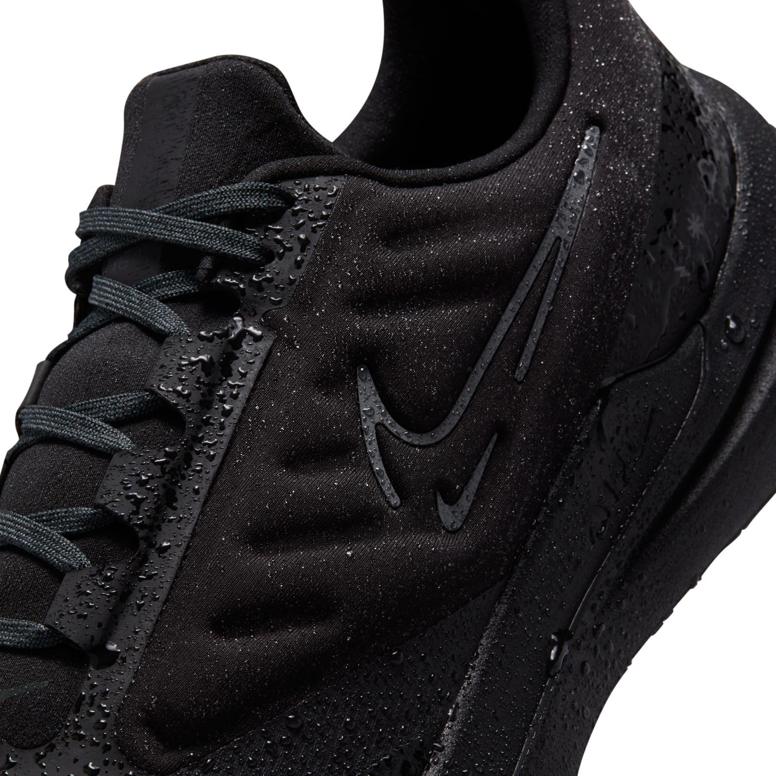 NIKE Air Winflo 9 Shield Running ShoeUomo