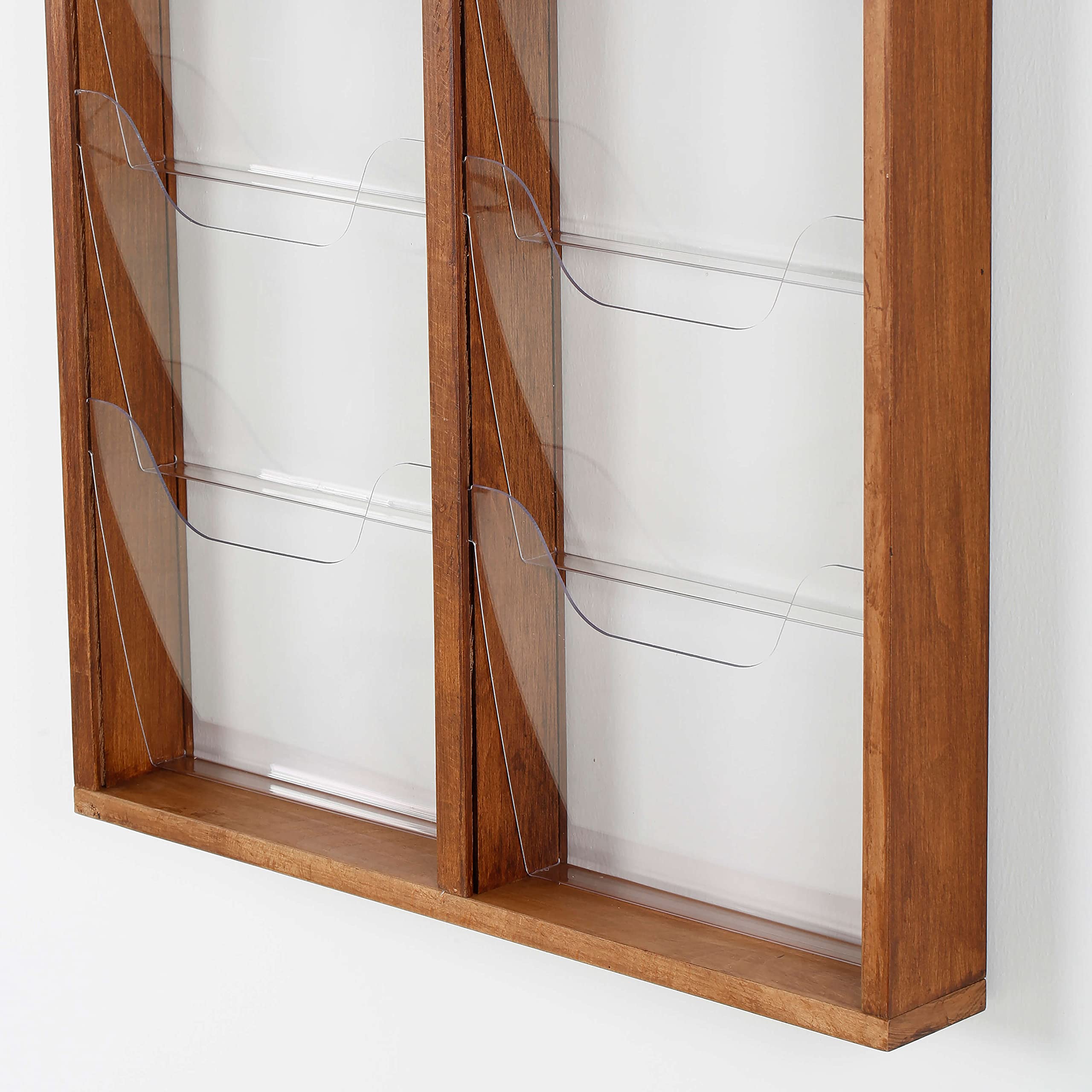 M&T Displays Wal Mount Porte-revues en bois foncé pour brochures, brochures, catalogues, littératures, assemblage facile, durable, transparent, pochette en PET G, 25,4 x 27,9 cm pour école, bureau
