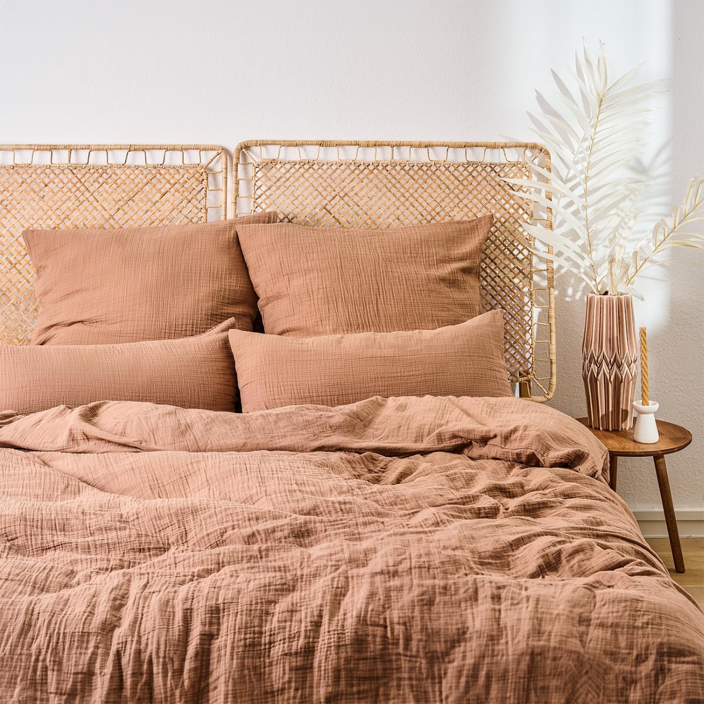 Blumtal Musselin Bettwäsche 200x200 cm + 2X 40x80 cm - Oeko-TEX zert. Bettwäsche Musselin aus 100% Baumwolle - extra weiches Bettwäsche-Set waschbar bei 40 °C - Sommerbettwäsche Kupfer