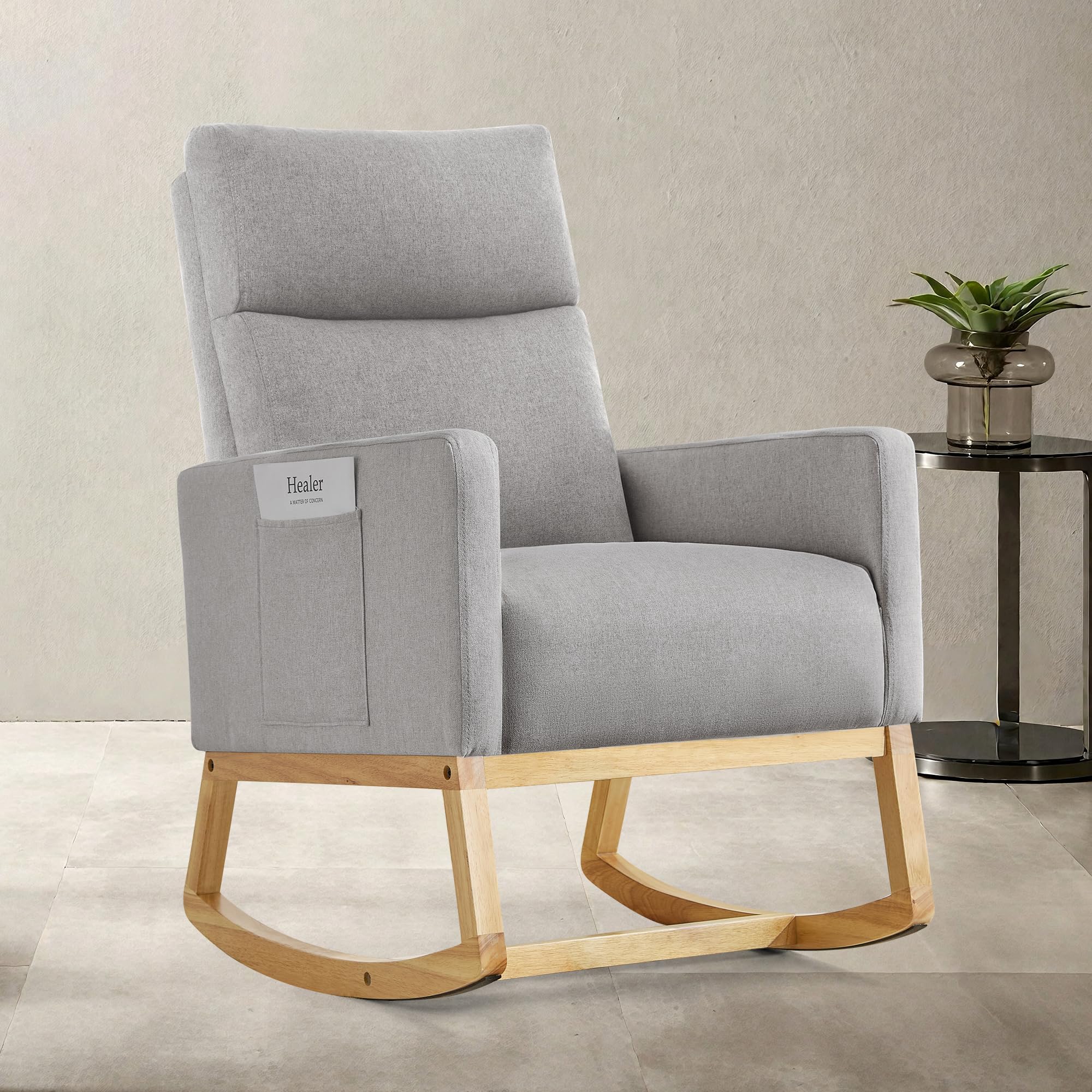 Mecedora para Lactancia, Respaldo Alto, de Lino, para Adultos, con Bolsillos Laterales y Base de Madera para Sala de Estar, Dormitorio, Color Gris Claro